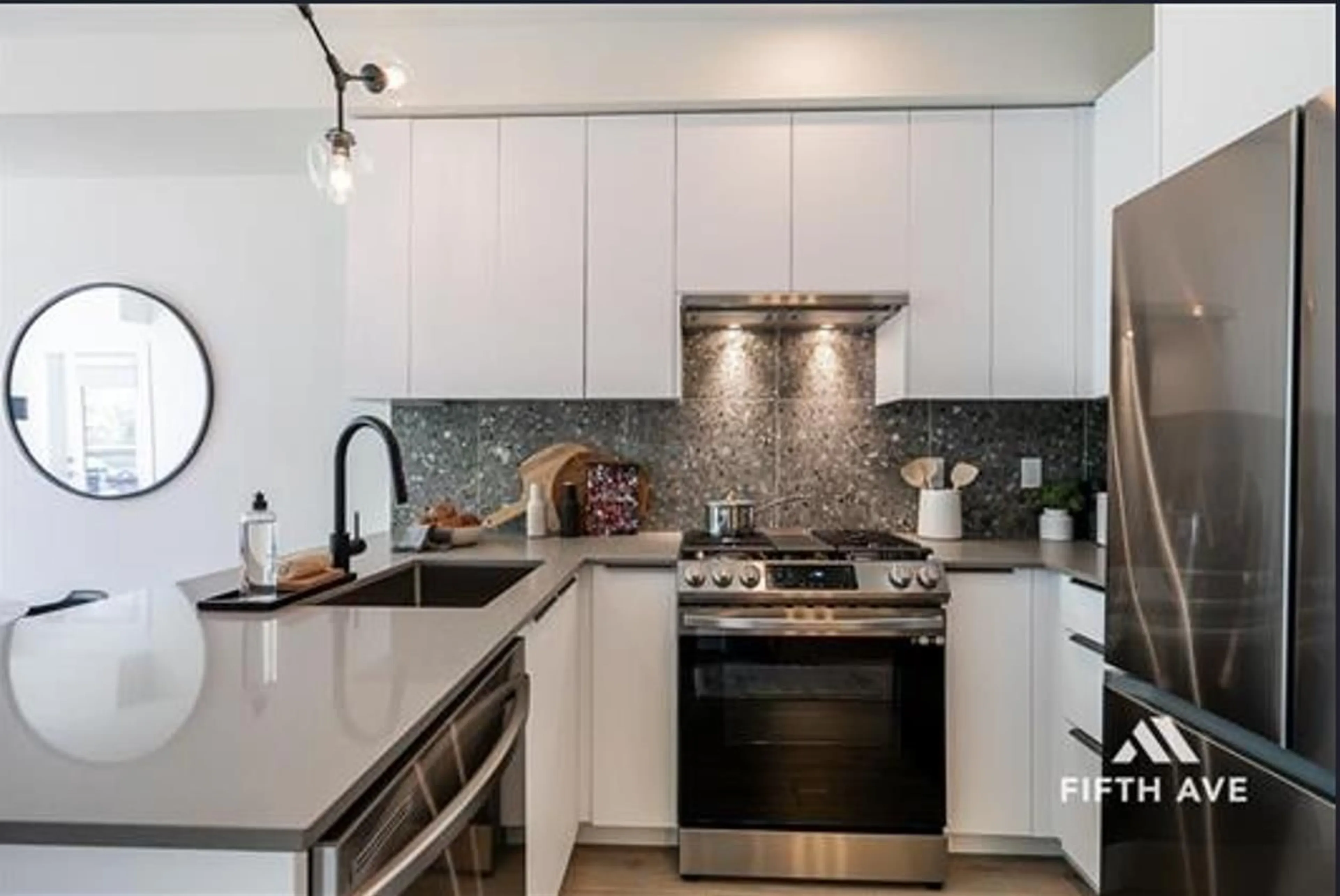 Contemporary kitchen, ceramic/tile floor for 523 - 7920 206, Langley British Columbia V2Y3X1