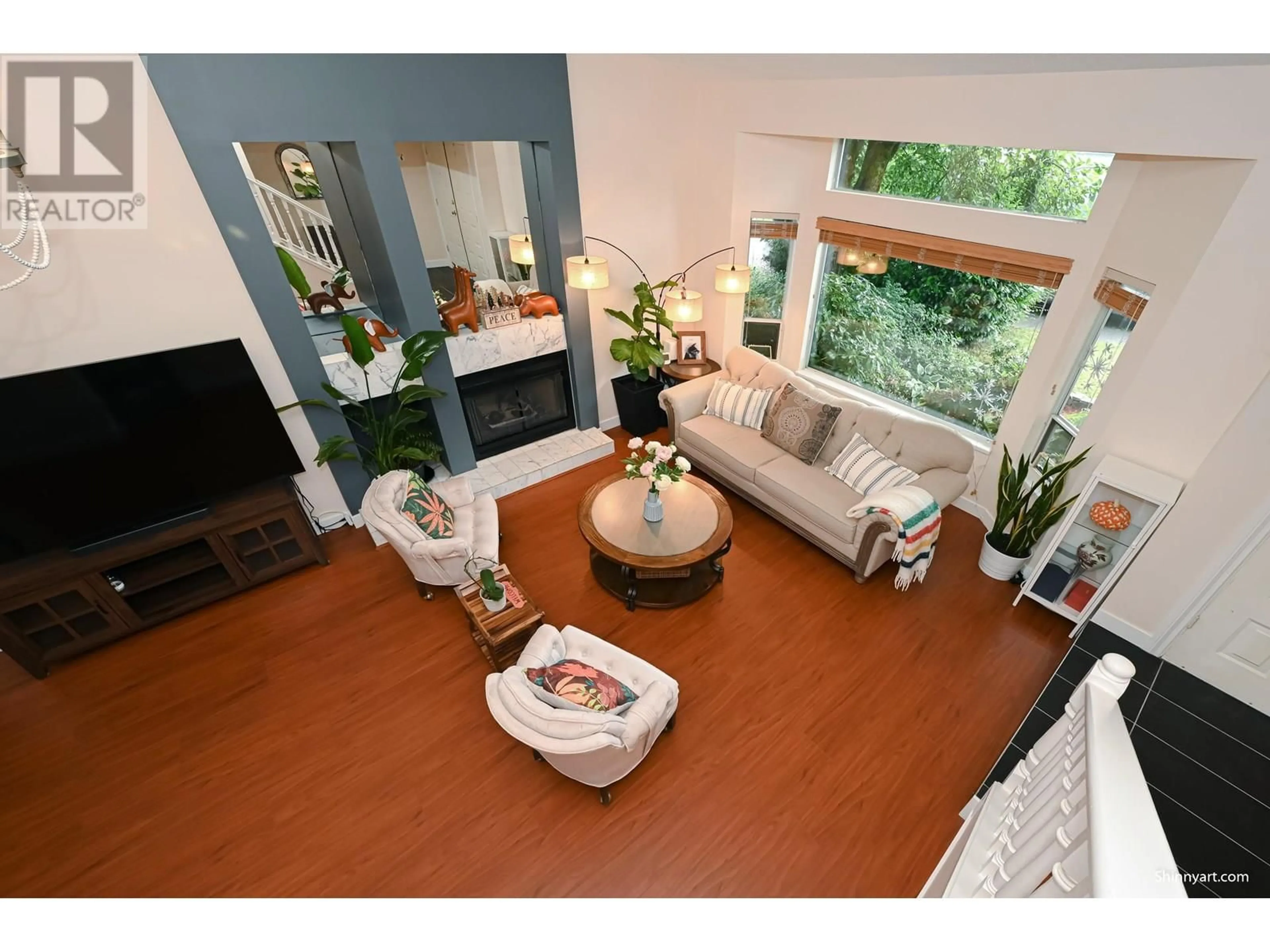Living room with furniture, unknown for 1301 FRANKLIN STREET, Coquitlam British Columbia V3B6N6