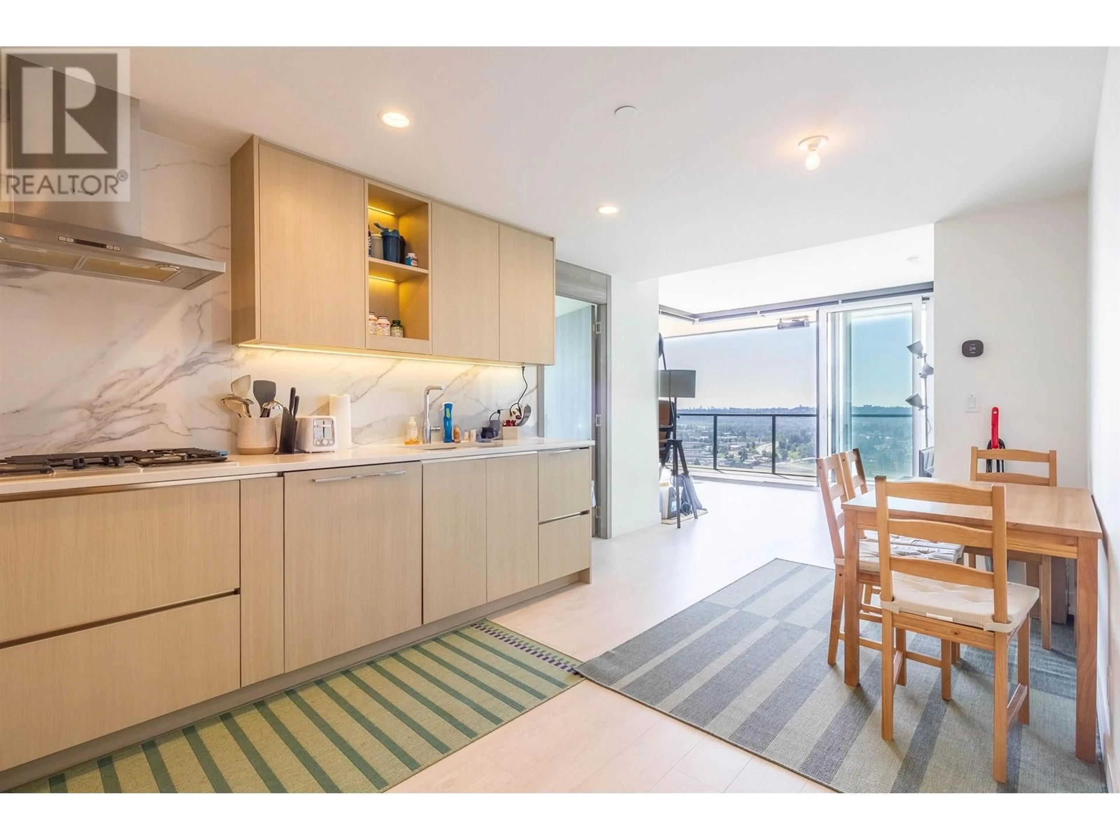 Open concept kitchen, unknown for 2909 - 4890 LOUGHEED HIGHWAY, Burnaby British Columbia V5C0N2