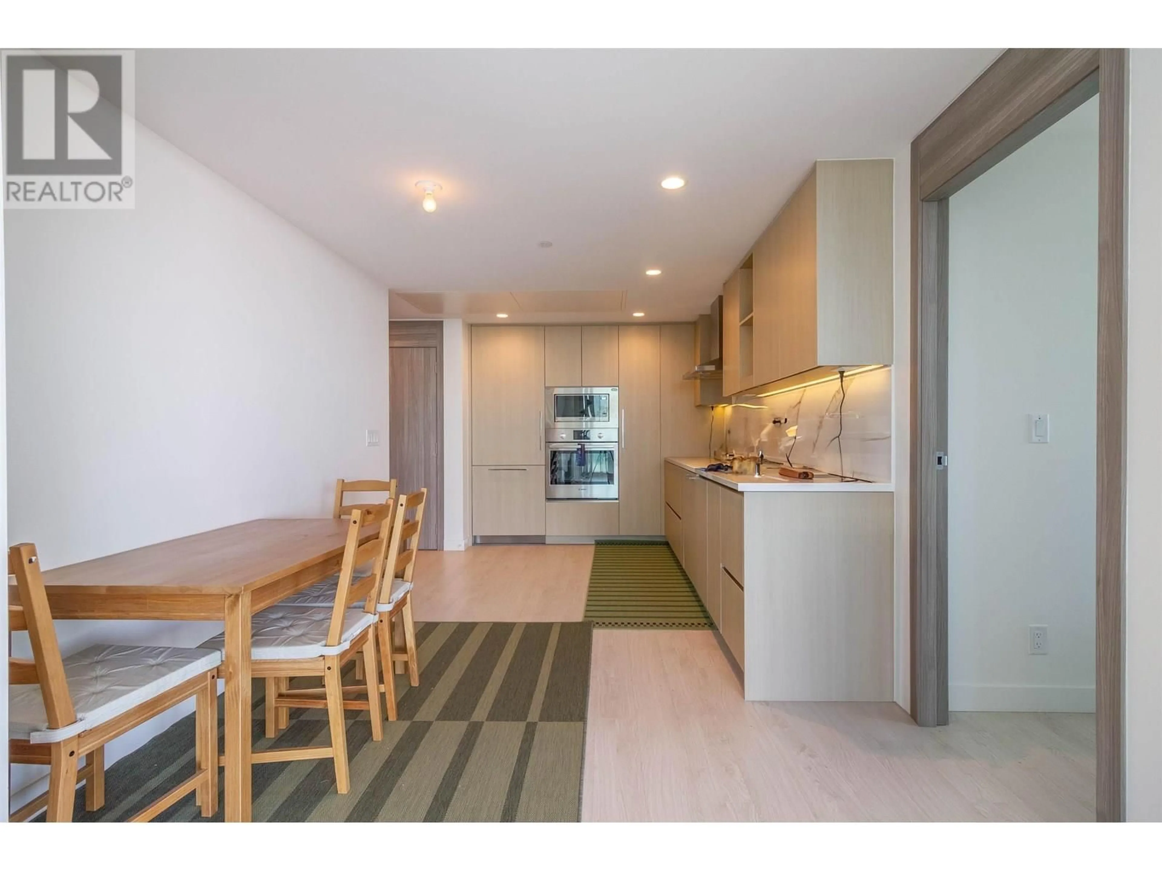 Open concept kitchen, unknown for 2909 - 4890 LOUGHEED HIGHWAY, Burnaby British Columbia V5C0N2