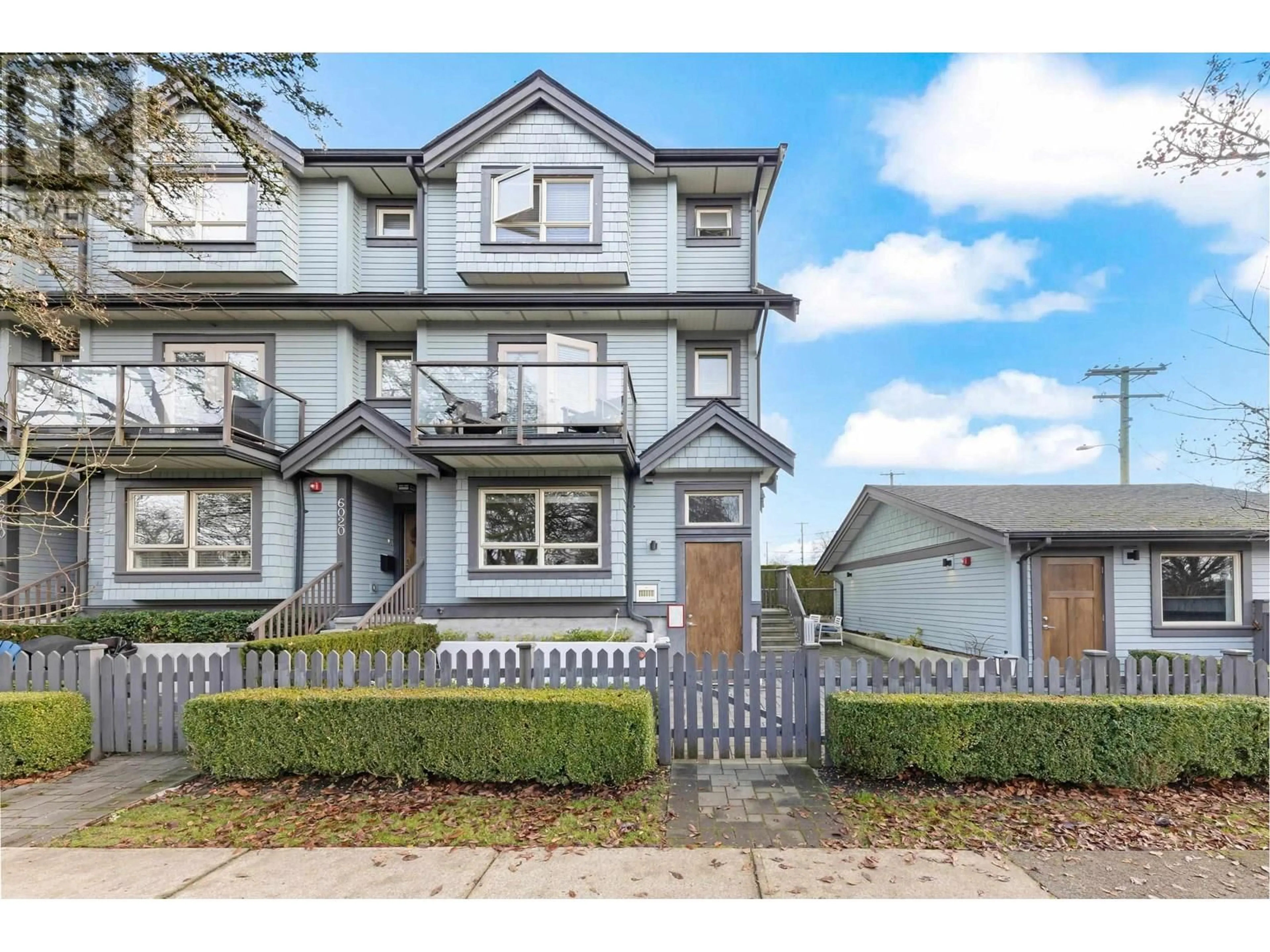 Unknown for 6030 PRINCE EDWARD STREET, Vancouver British Columbia V5W2X9