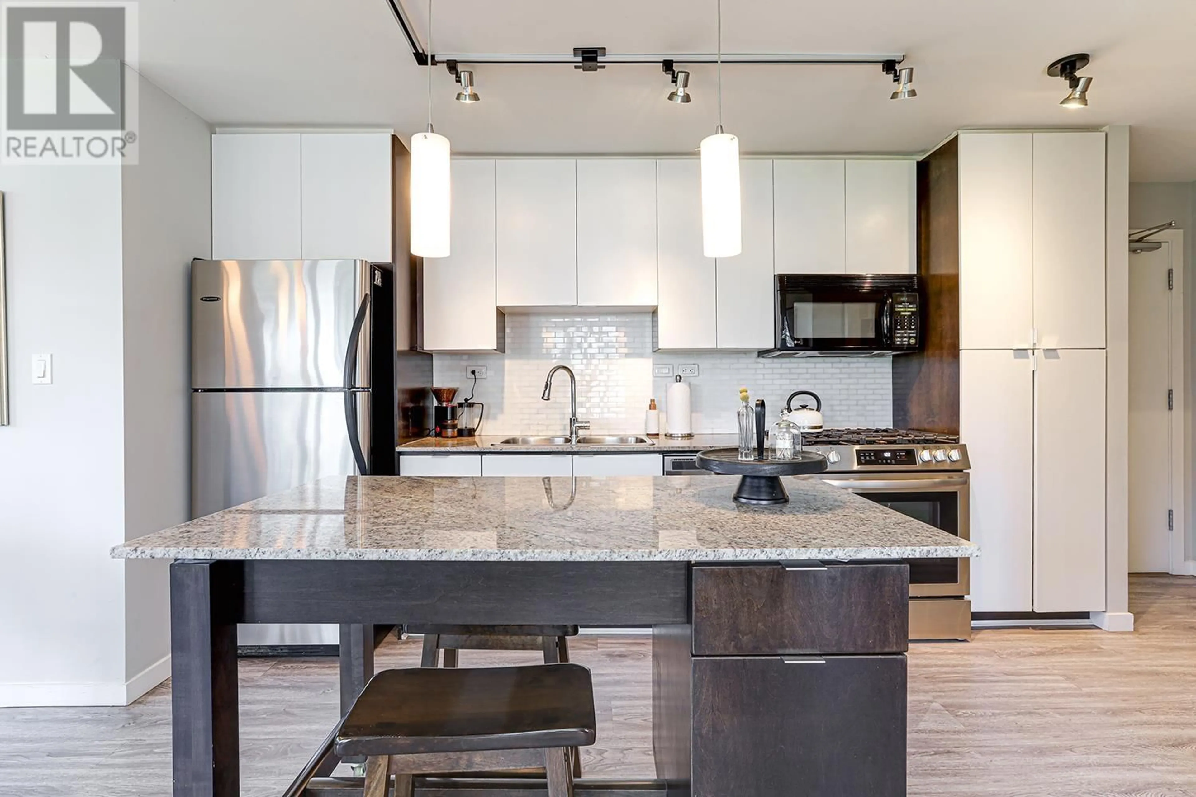 Open concept kitchen, unknown for 603 - 989 BEATTY STREET, Vancouver British Columbia V6Z3C2