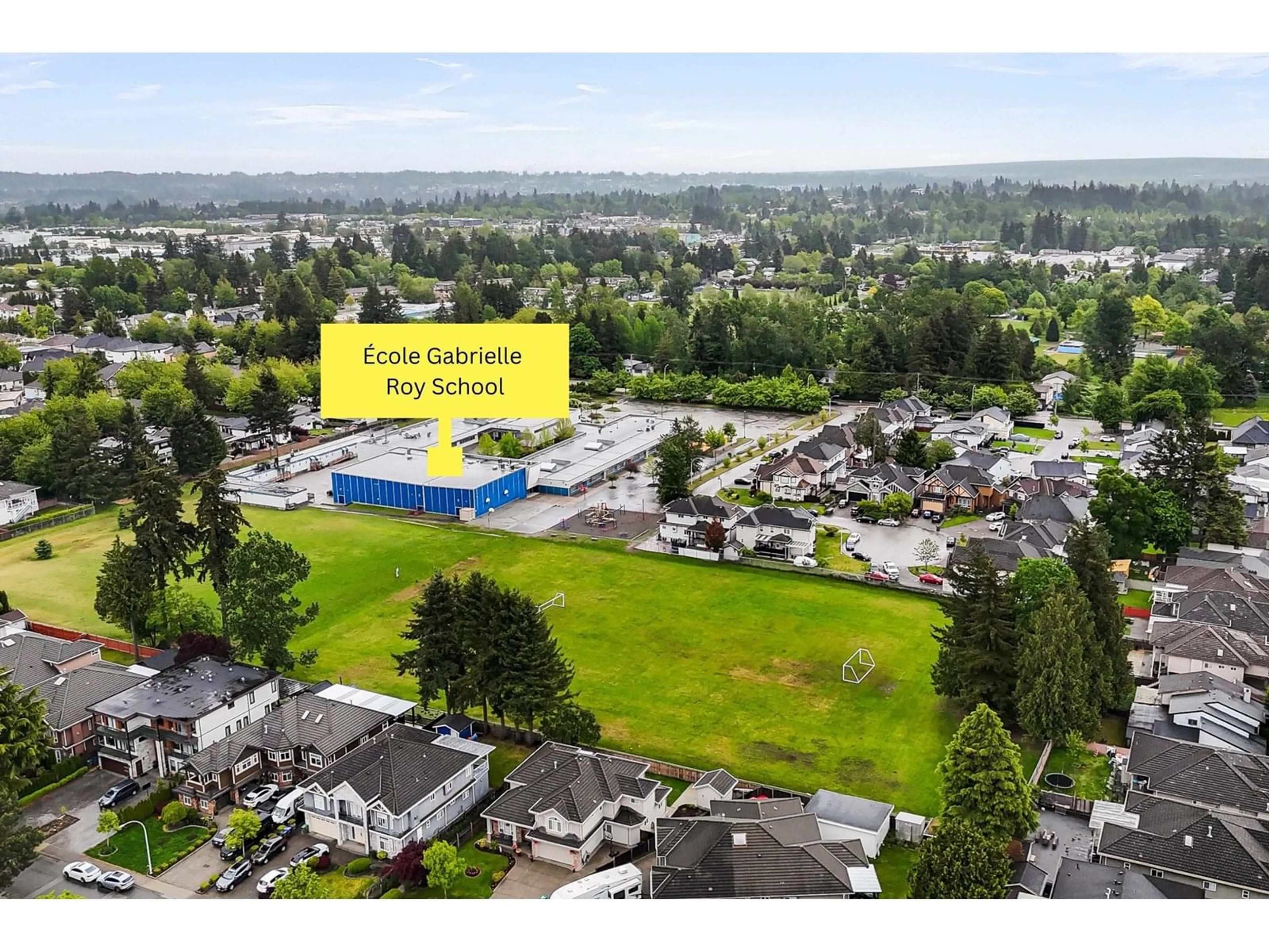 A pic from outside/outdoor area/front of a property/back of a property/a pic from drone, mountain view for 13015 68, Surrey British Columbia V3W2E5