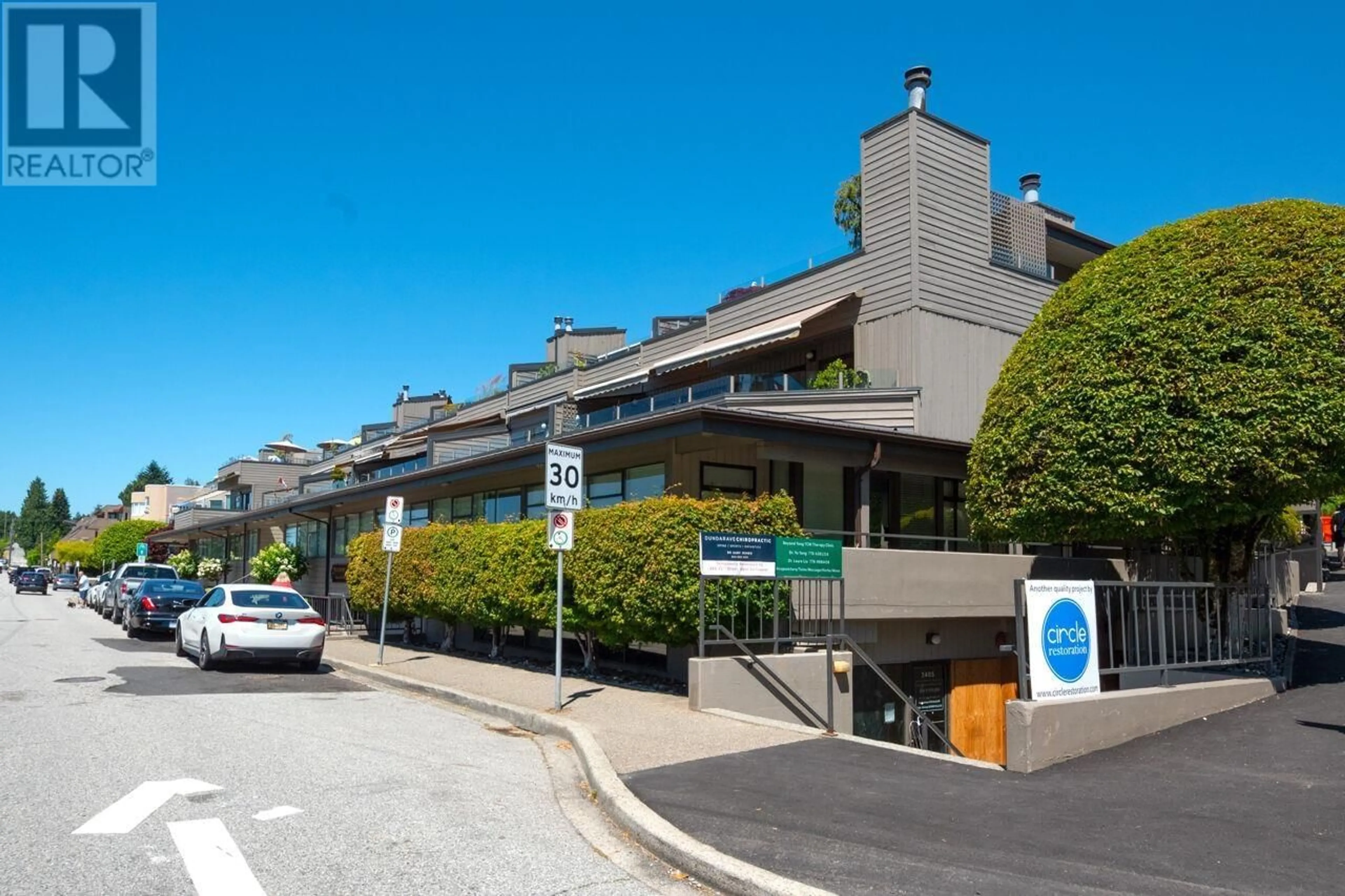 Unknown for 203 - 225 24TH STREET, West Vancouver British Columbia V7V4G9