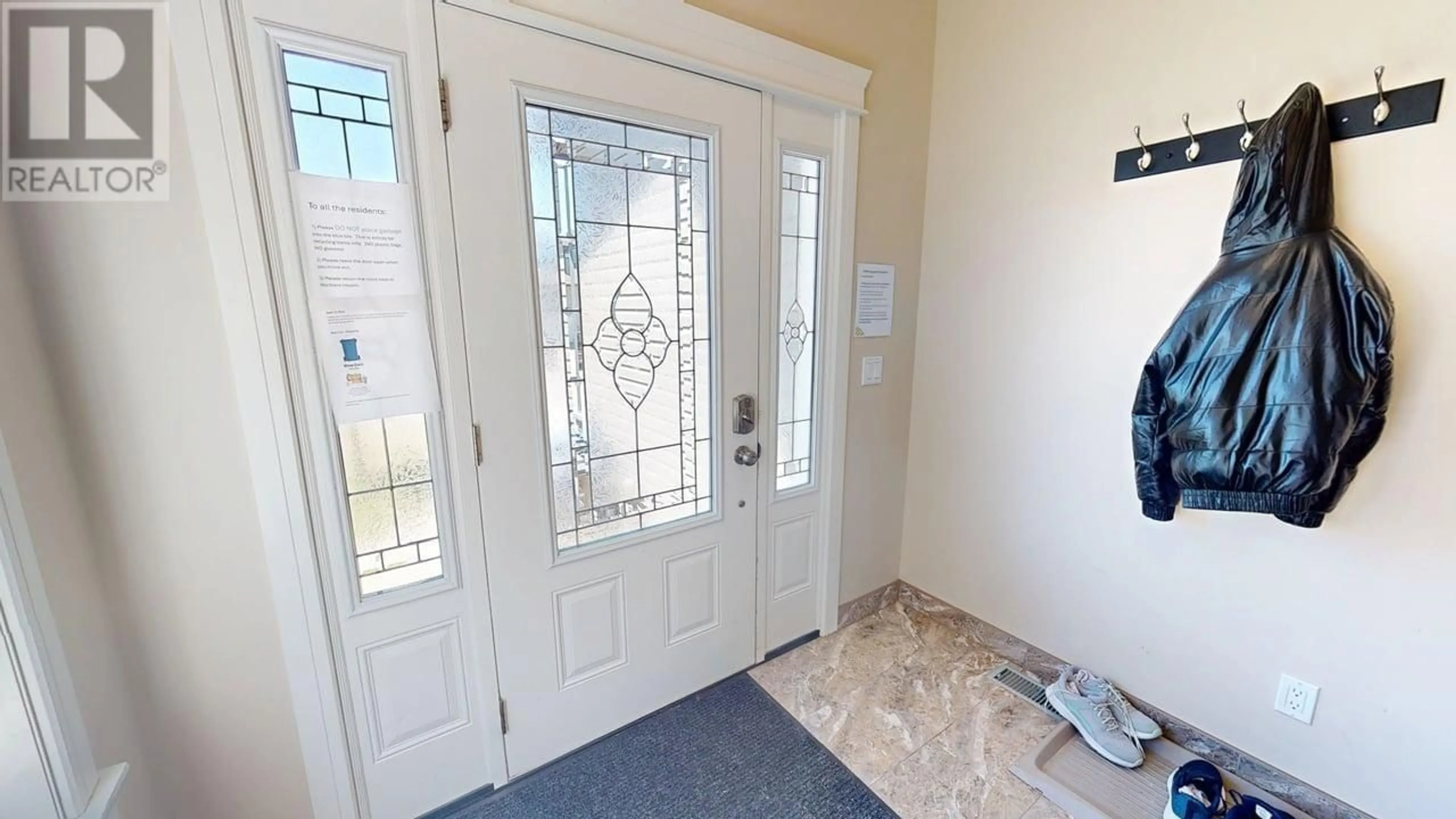 Indoor entryway for 11016 104A AVENUE, Fort St. John British Columbia V1J0J3