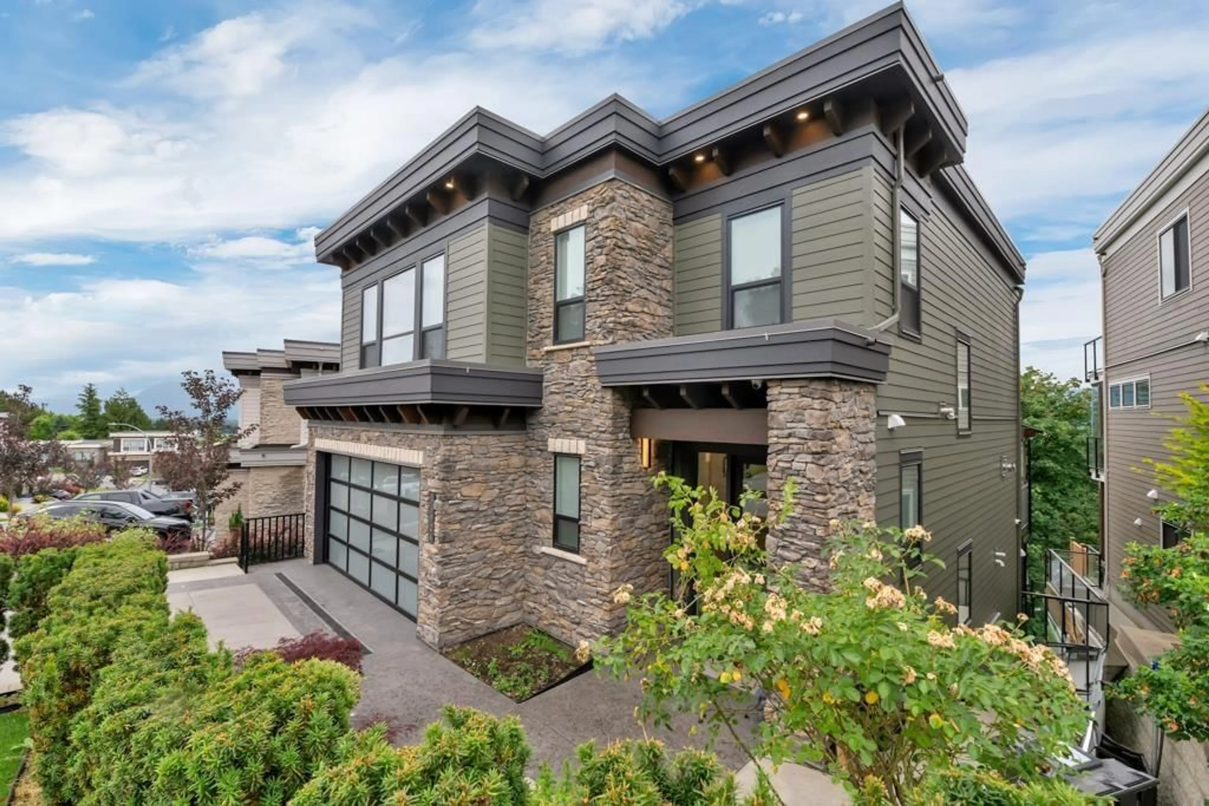 Home with brick exterior material, street for 35904 TIMBERLANE, Abbotsford British Columbia V3G1G3
