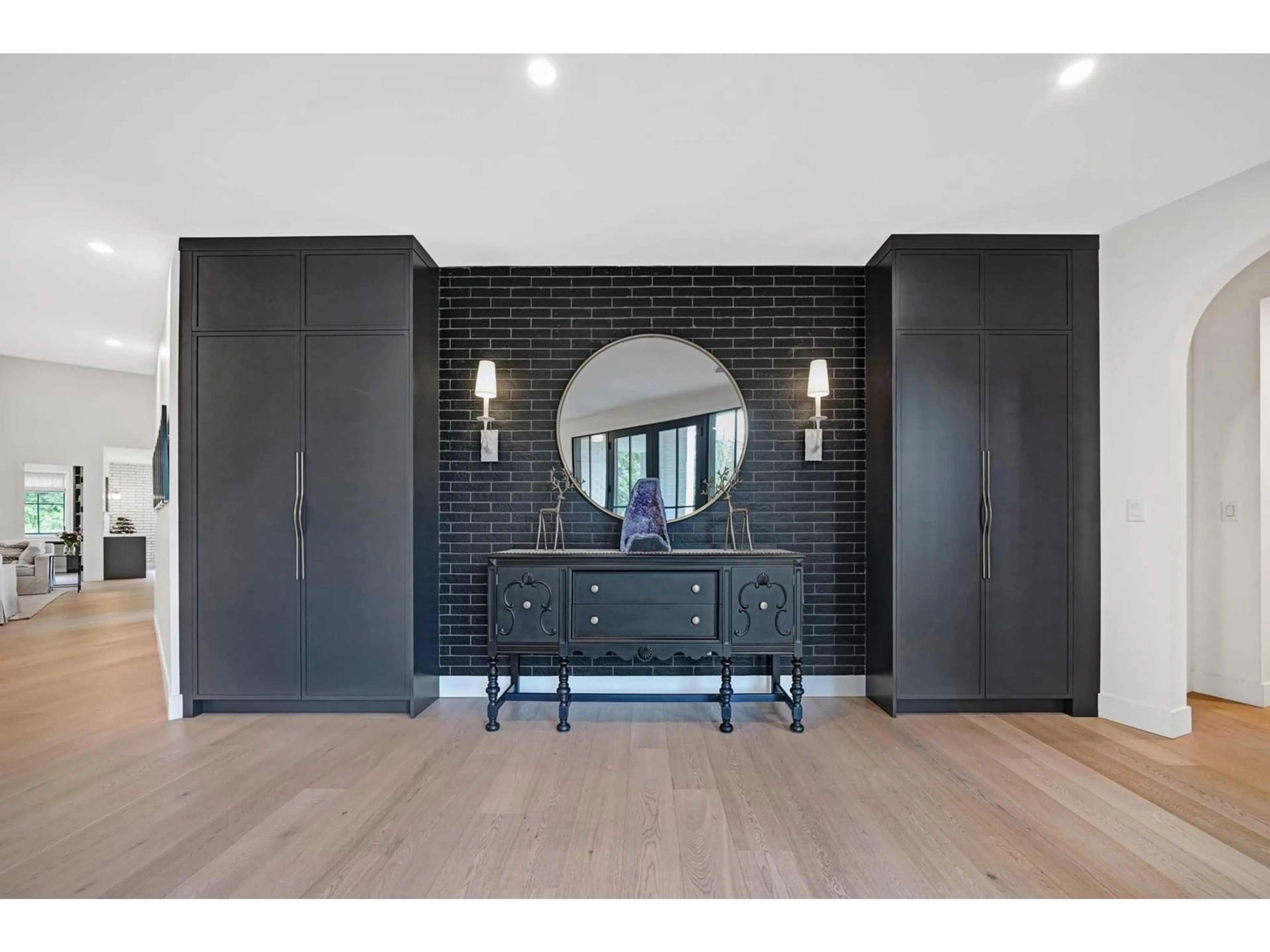 Indoor entryway for 24968 28, Langley British Columbia V4W2R2