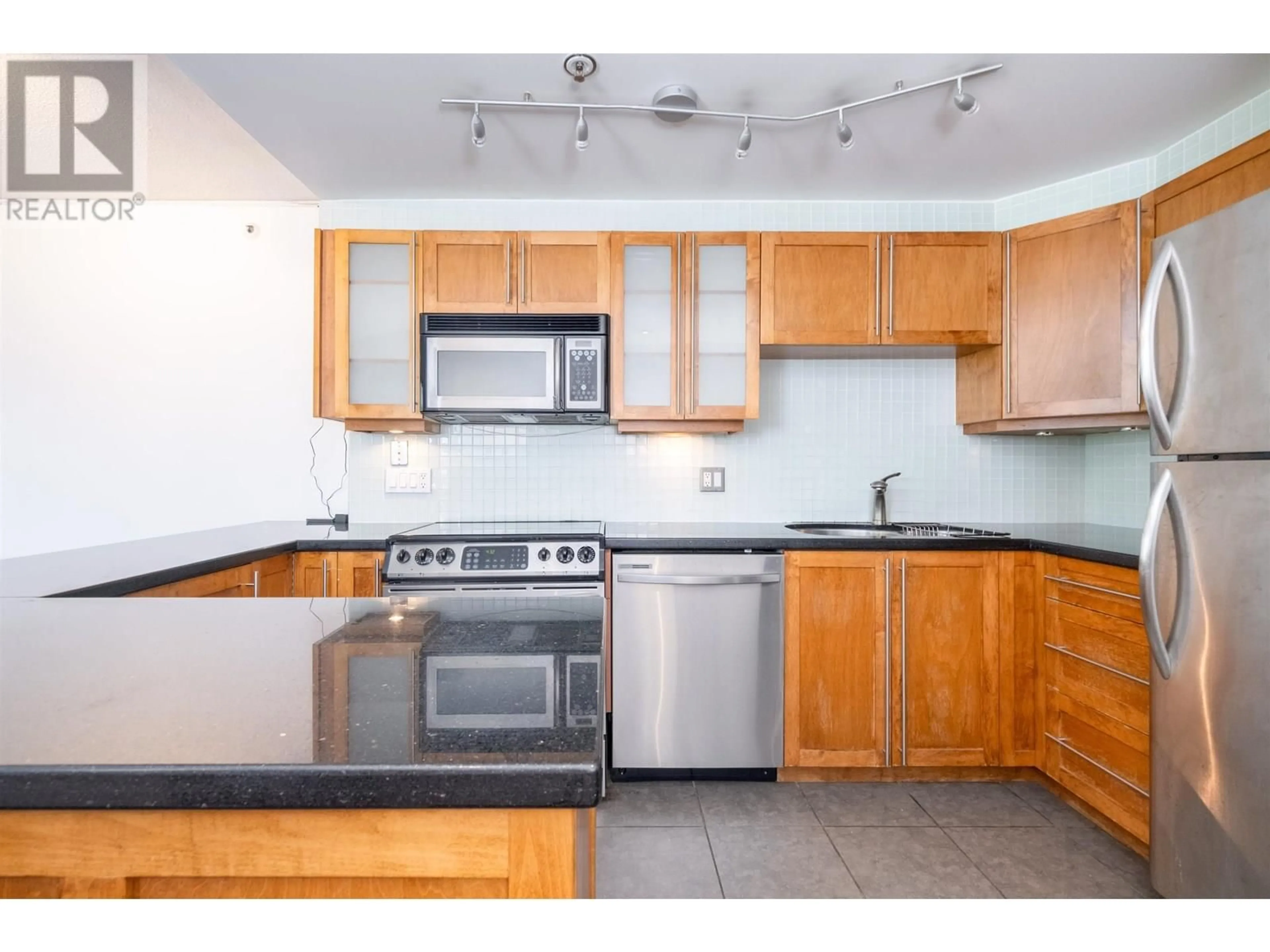 Standard kitchen, unknown for 801 - 930 CAMBIE STREET, Vancouver British Columbia V6B5X6