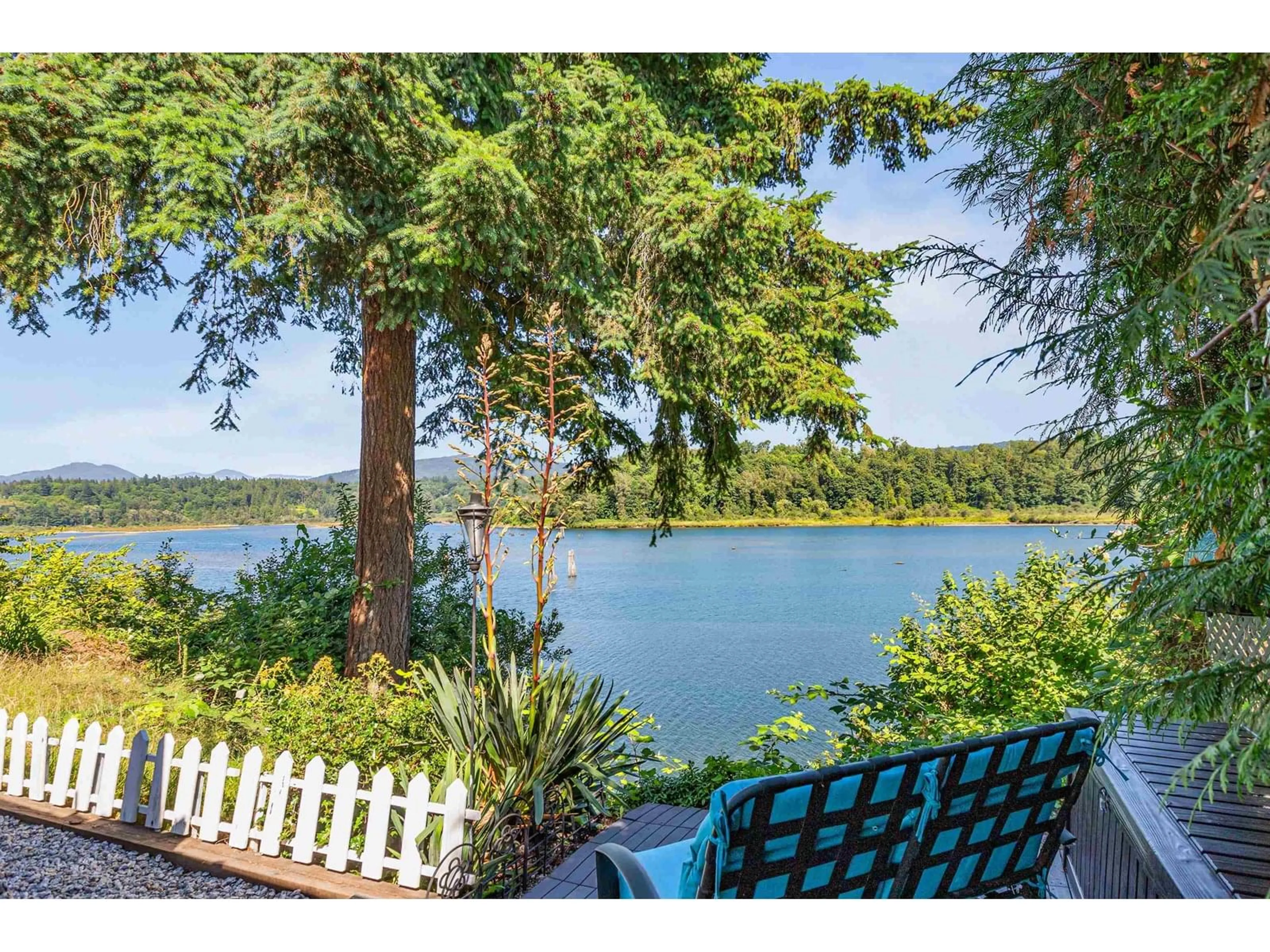 Patio, water/lake/river/ocean view for 62 - 9950 WILSON, Mission British Columbia V4S1B3