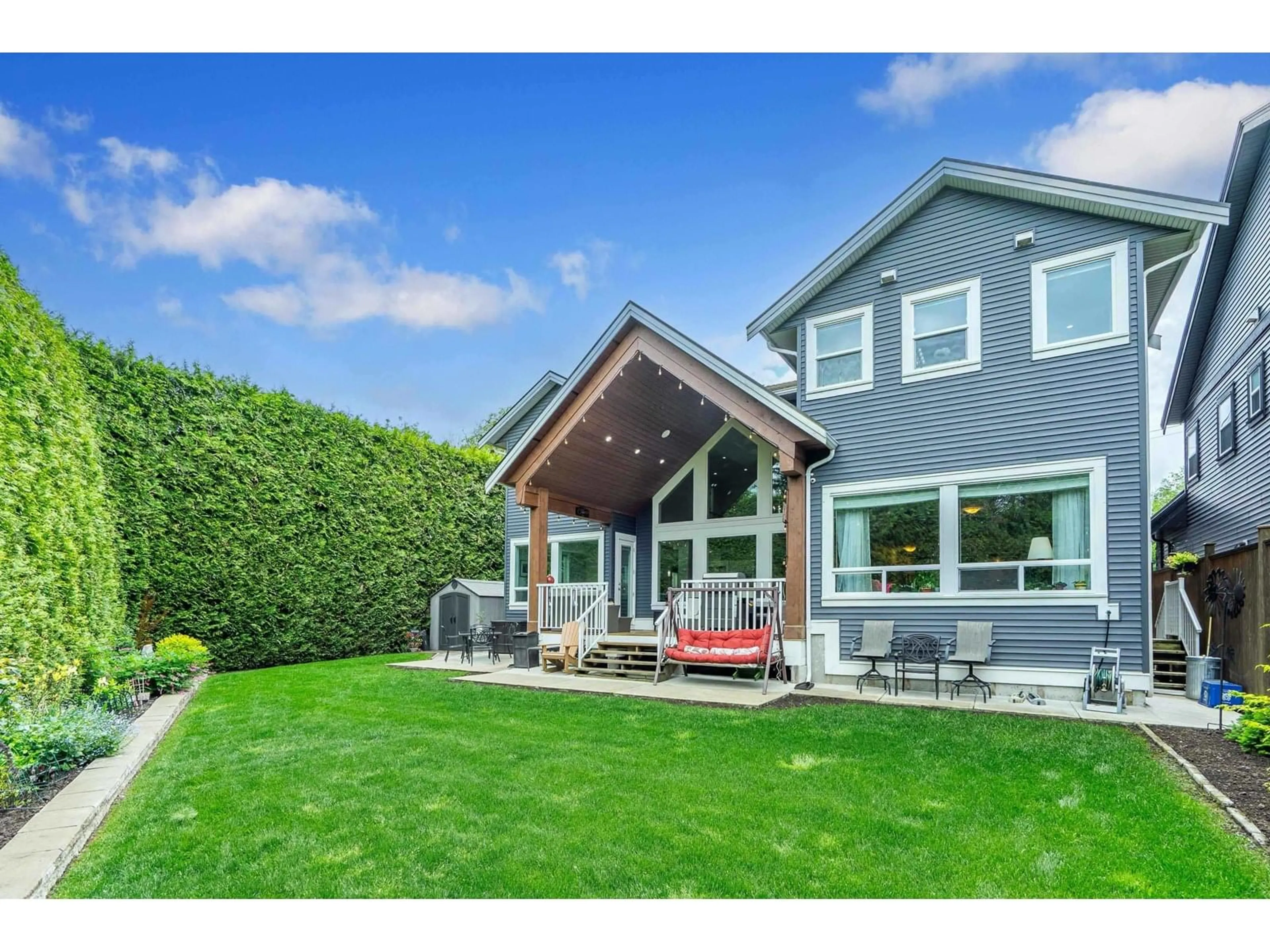 Home with vinyl exterior material, unknown for 2 - 22963 FRASER, Langley British Columbia V2Z2T3
