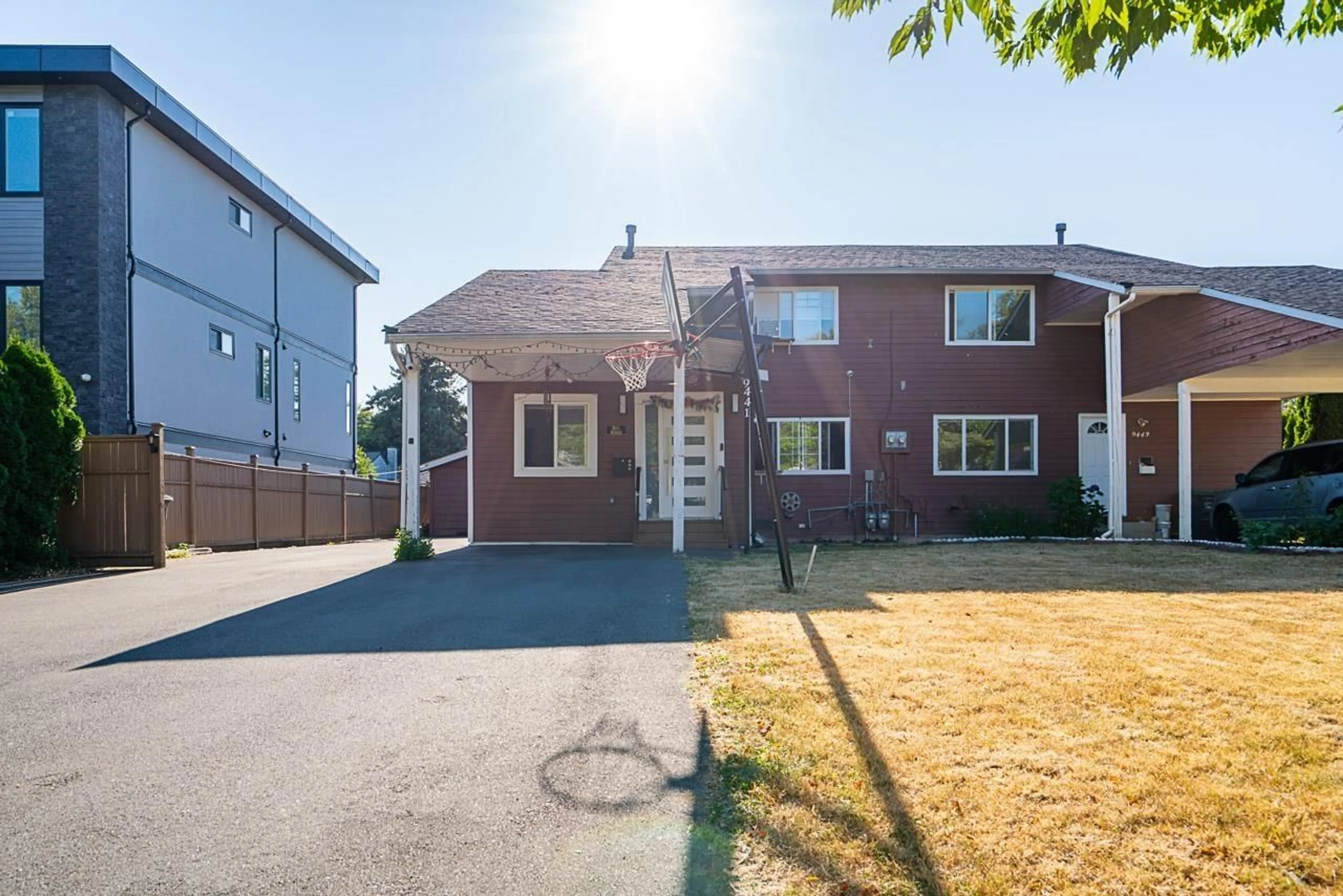 A pic from outside/outdoor area/front of a property/back of a property/a pic from drone, street for 9441 132A, Surrey British Columbia V3V6W3