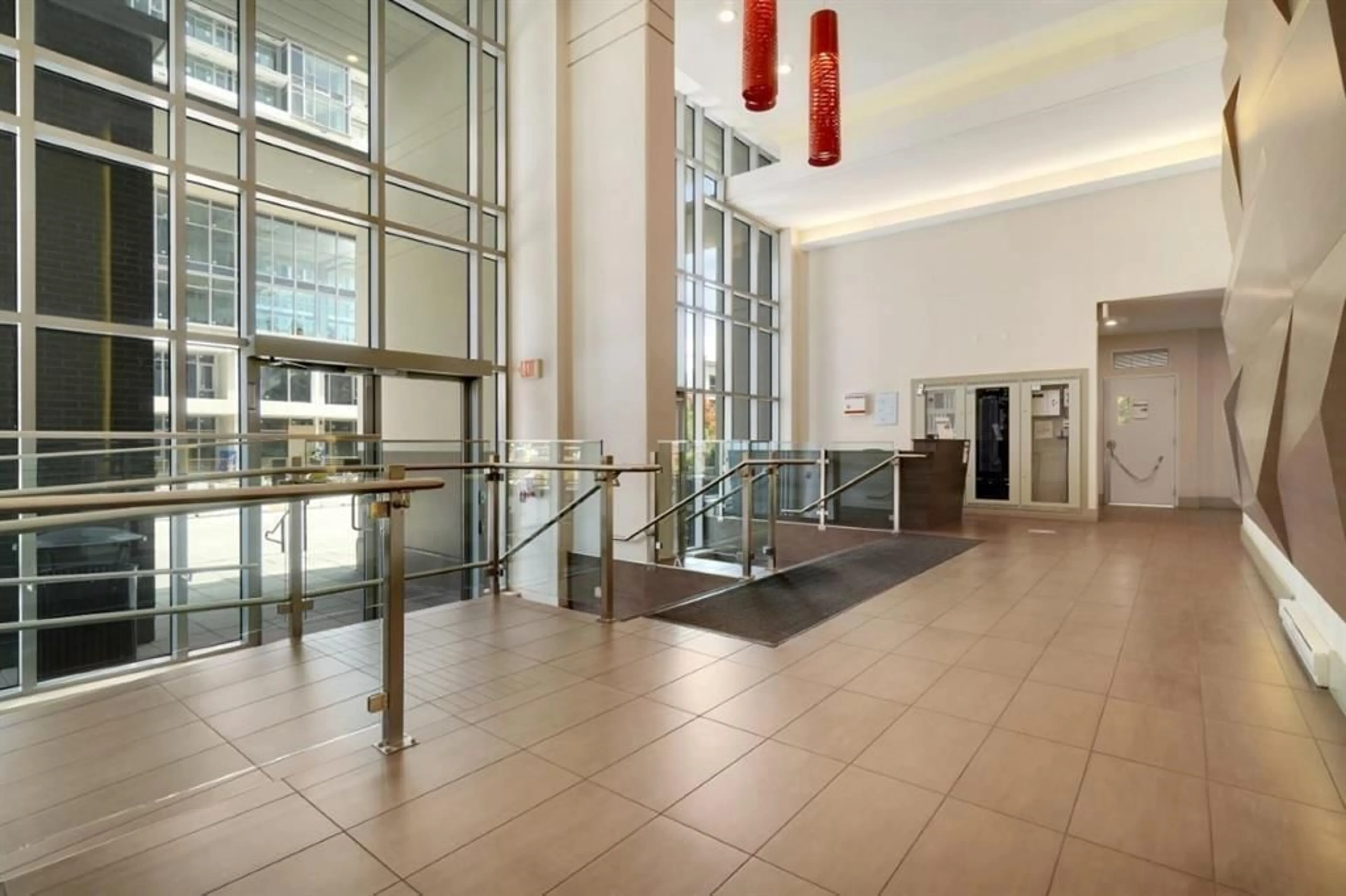 Indoor foyer for 3103 - 13325 102A, Surrey British Columbia V3T0J5