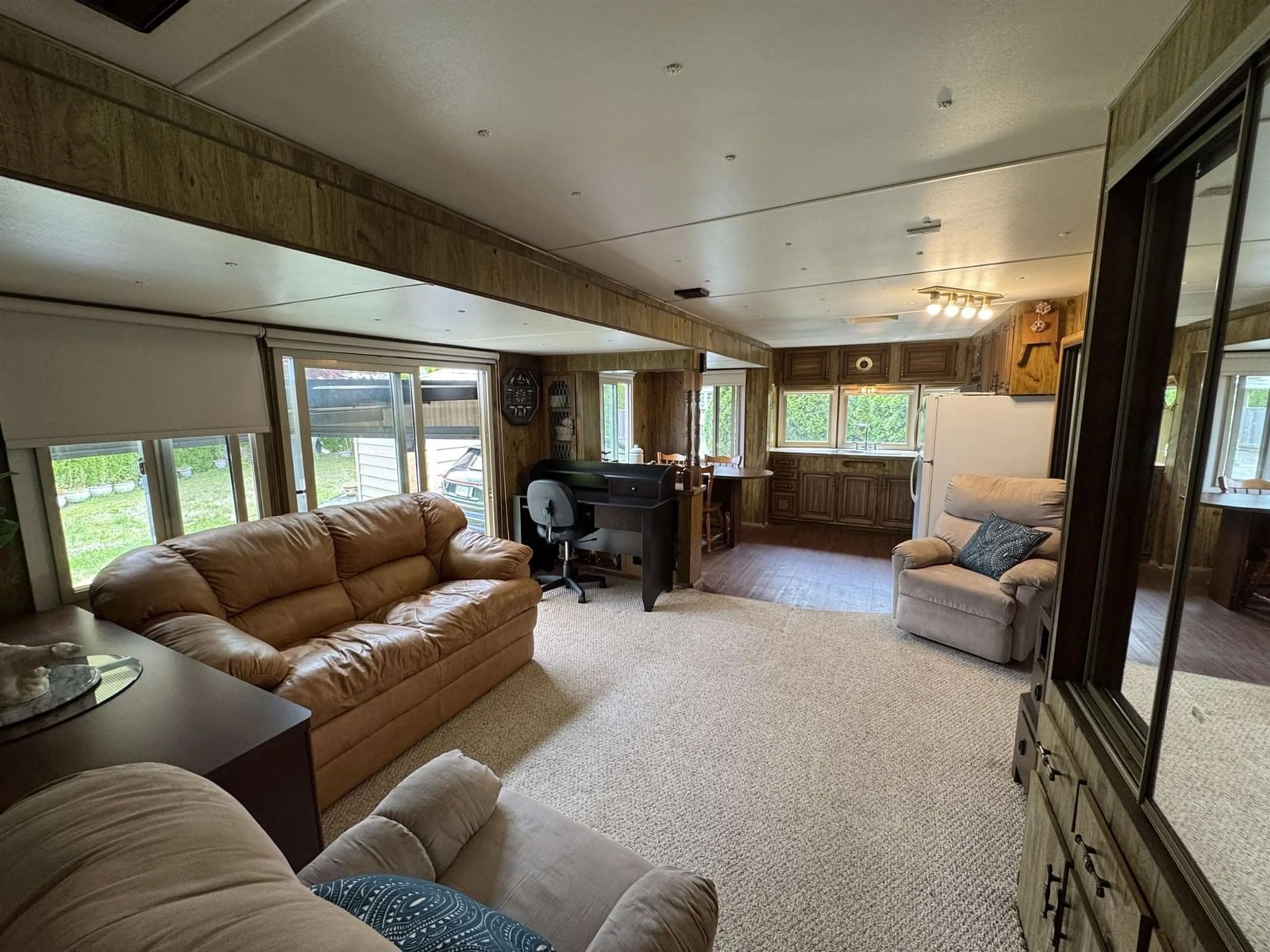 Living room with furniture, unknown for 57 - 1436 FROST ROAD, Cultus Lake British Columbia V2R4X8