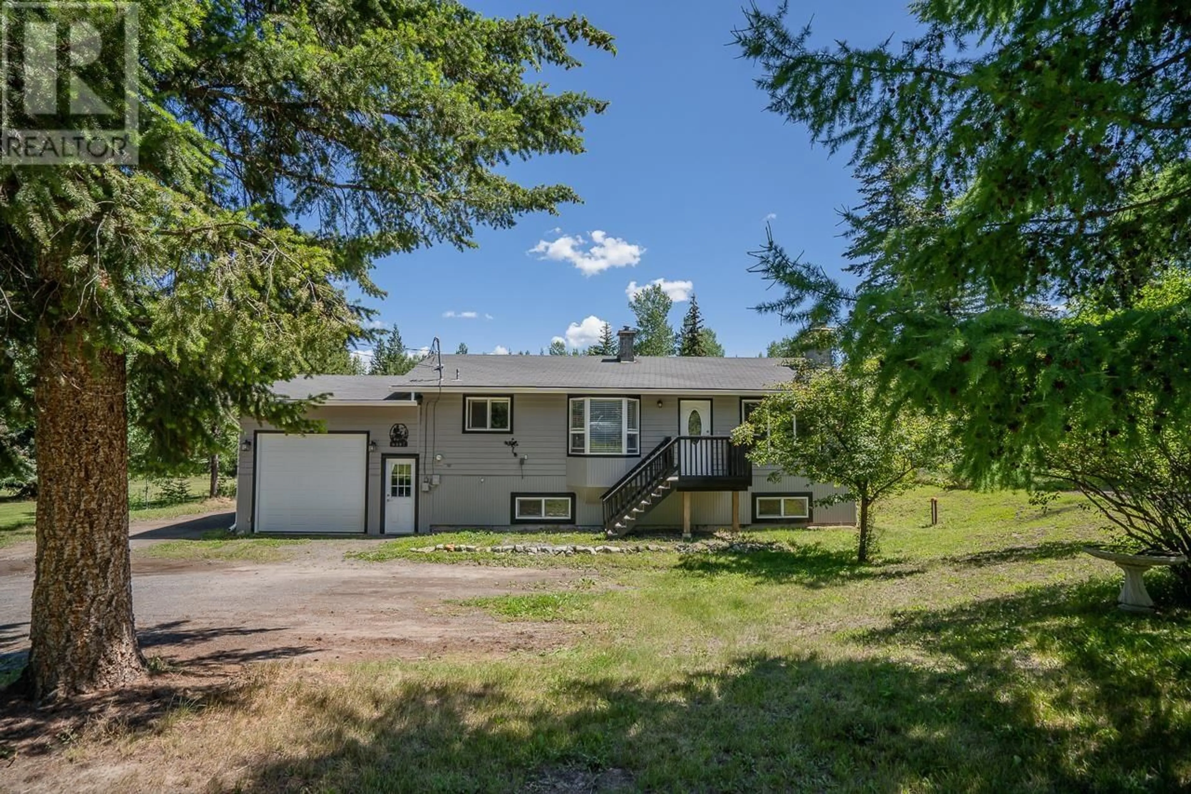 A pic from outside/outdoor area/front of a property/back of a property/a pic from drone, unknown for 6487 GREY CRESCENT, Horse Lake British Columbia V0K2E3