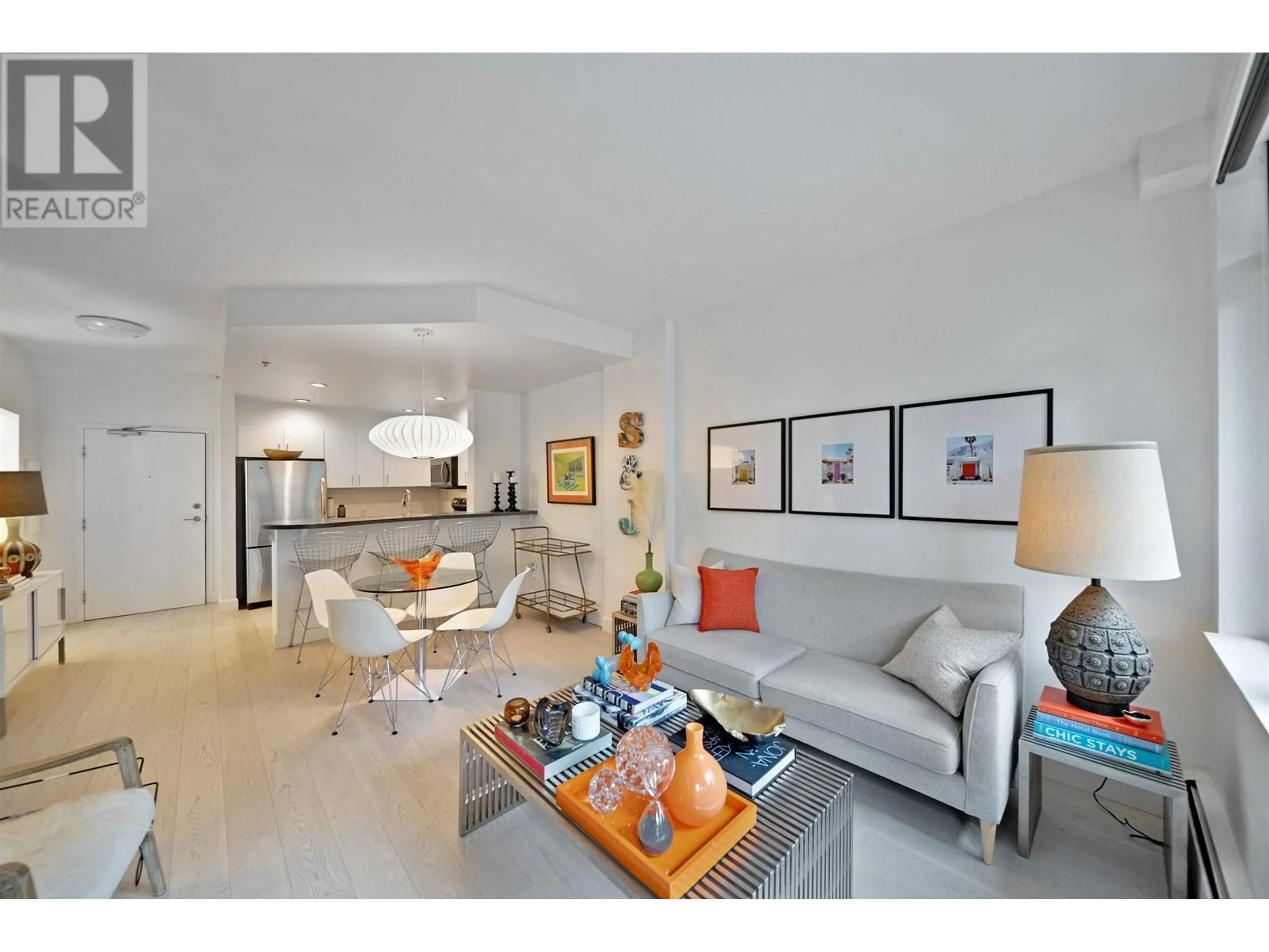 Living room with furniture, unknown for 104 - 1688 ROBSON STREET, Vancouver British Columbia V6G1C7