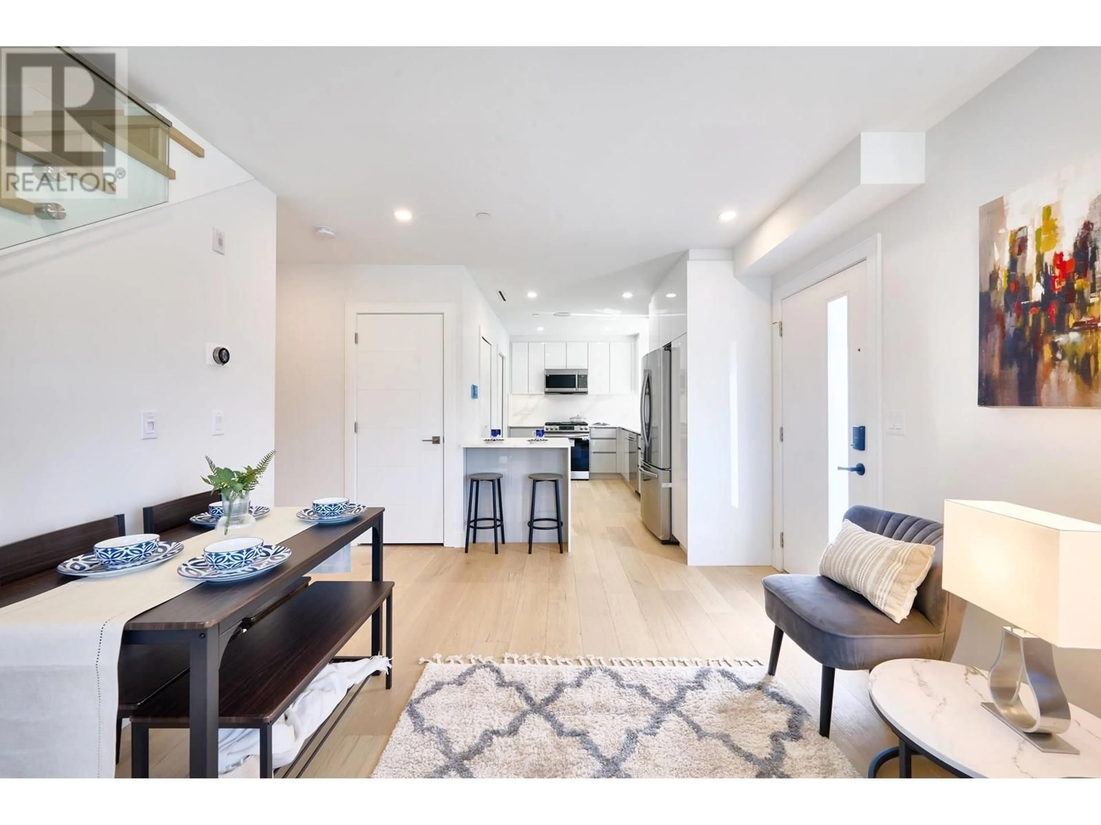 Unknown for 810 51ST AVENUE, Vancouver British Columbia V5X1E5