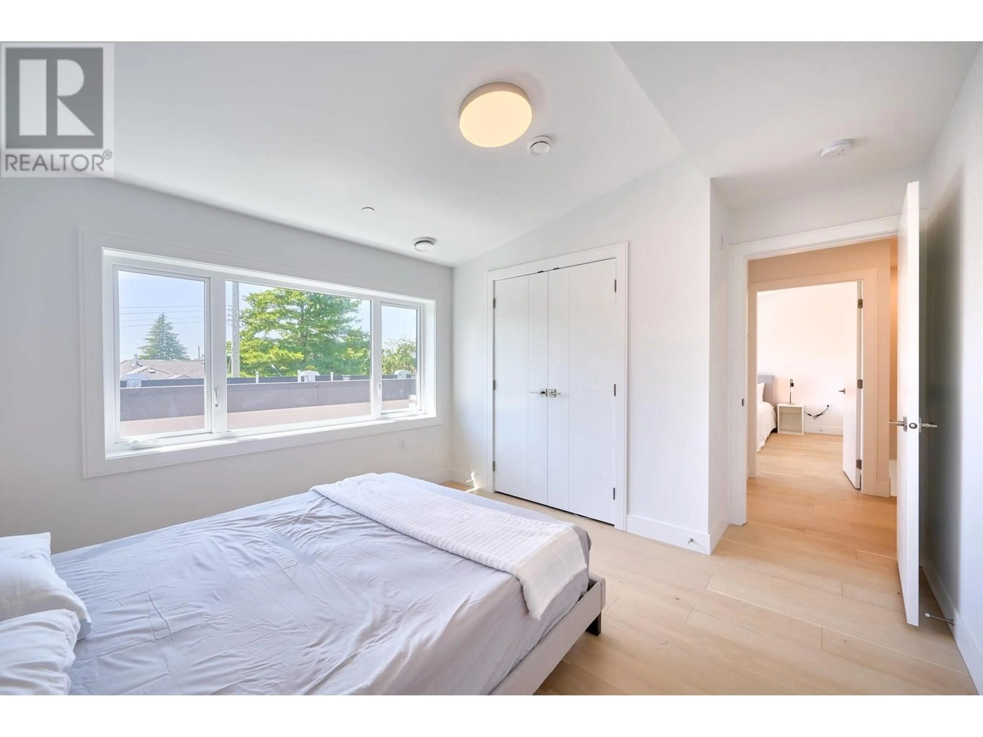 A pic of a room for 810 51ST AVENUE, Vancouver British Columbia V5X1E5