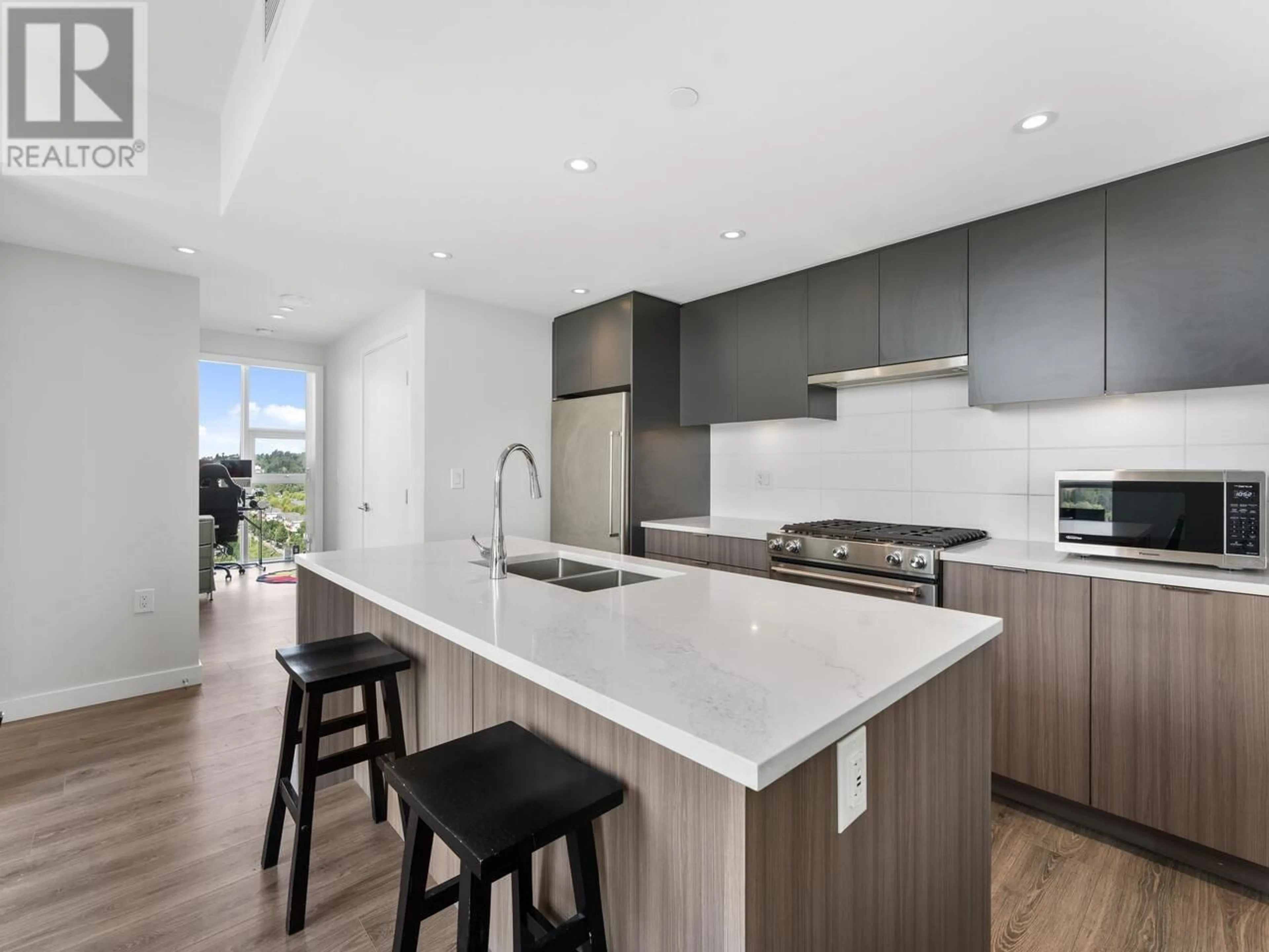 Open concept kitchen, unknown for 1501 - 3430 KENT AVENUE, Vancouver British Columbia V5S0G7