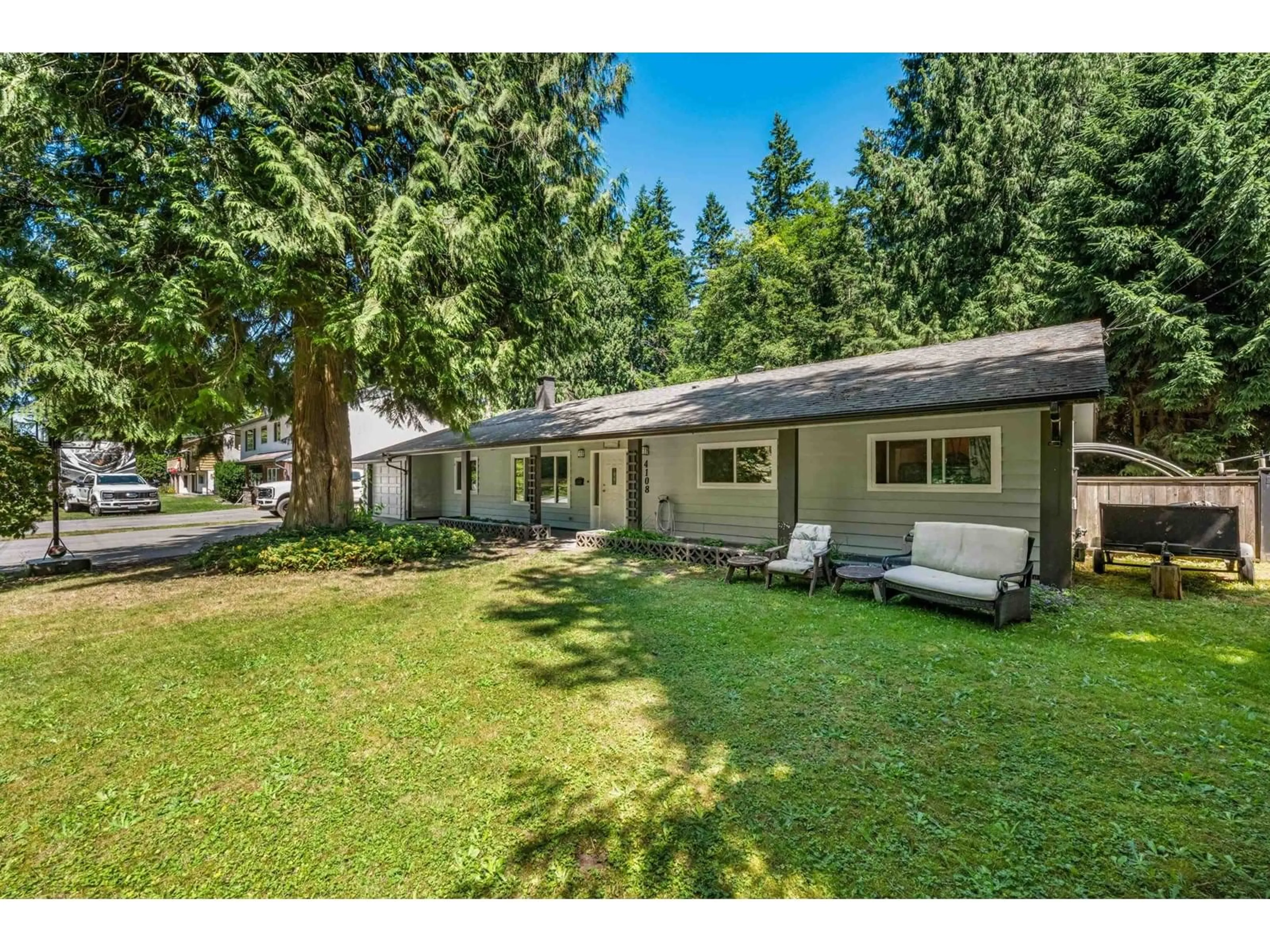 A pic from outside/outdoor area/front of a property/back of a property/a pic from drone, unknown for 4108 196, Langley British Columbia V3A1A1
