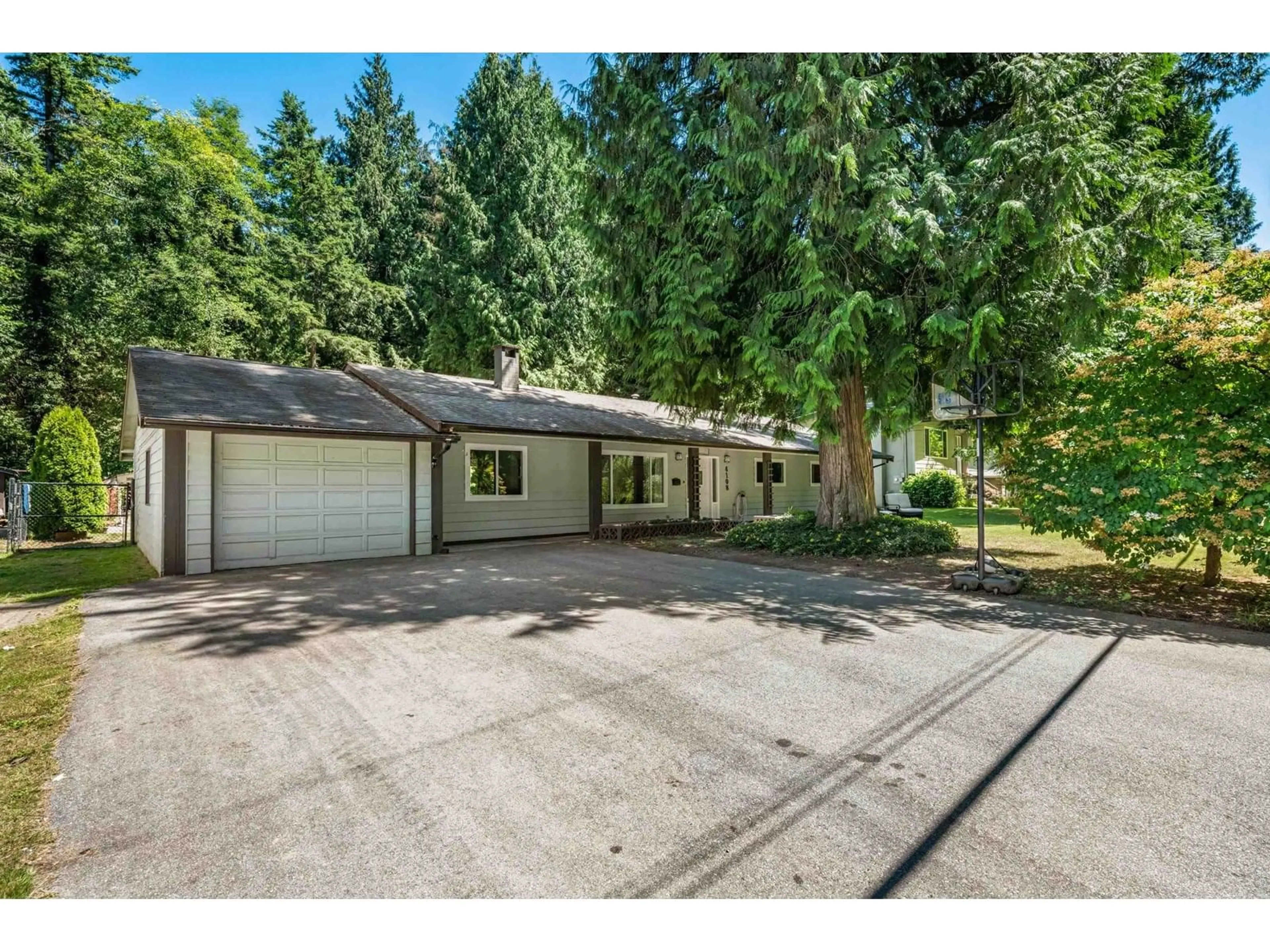 A pic from outside/outdoor area/front of a property/back of a property/a pic from drone, street for 4108 196, Langley British Columbia V3A1A1