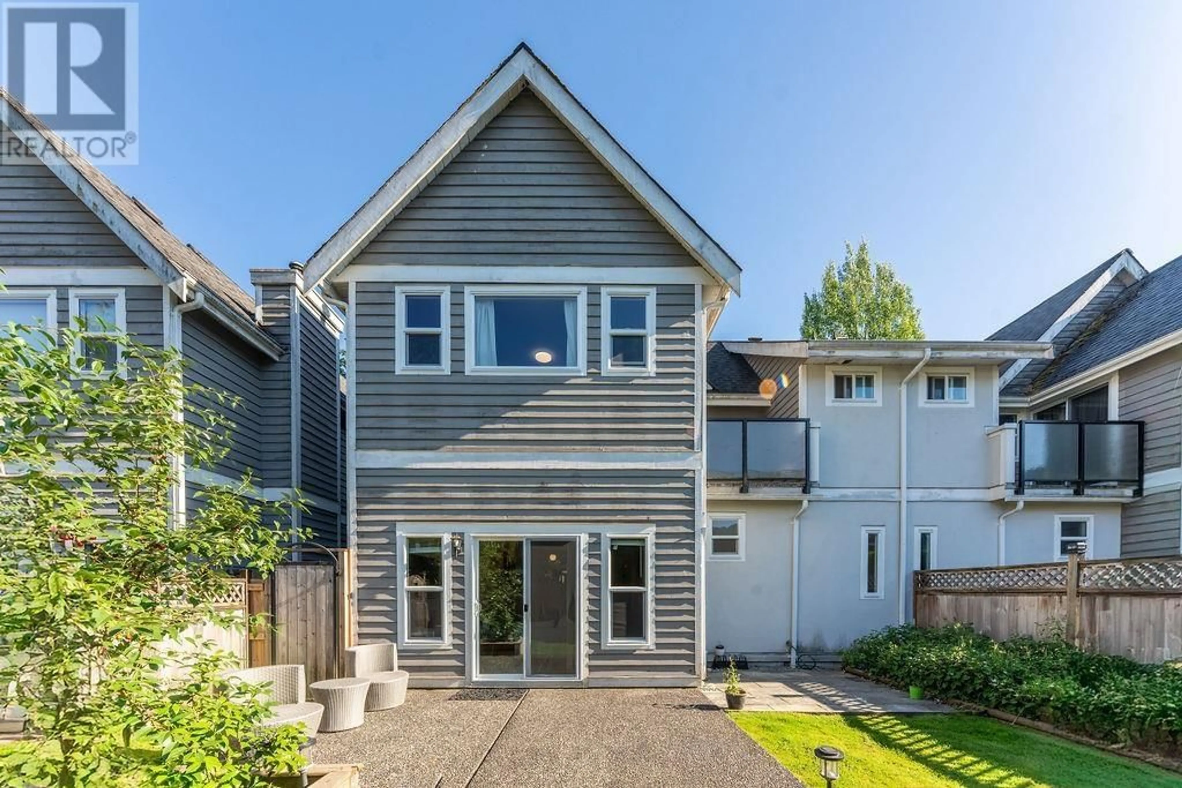 Home with vinyl exterior material, street for 13 - 1135 LANSDOWNE DRIVE, Coquitlam British Columbia V3B7K6