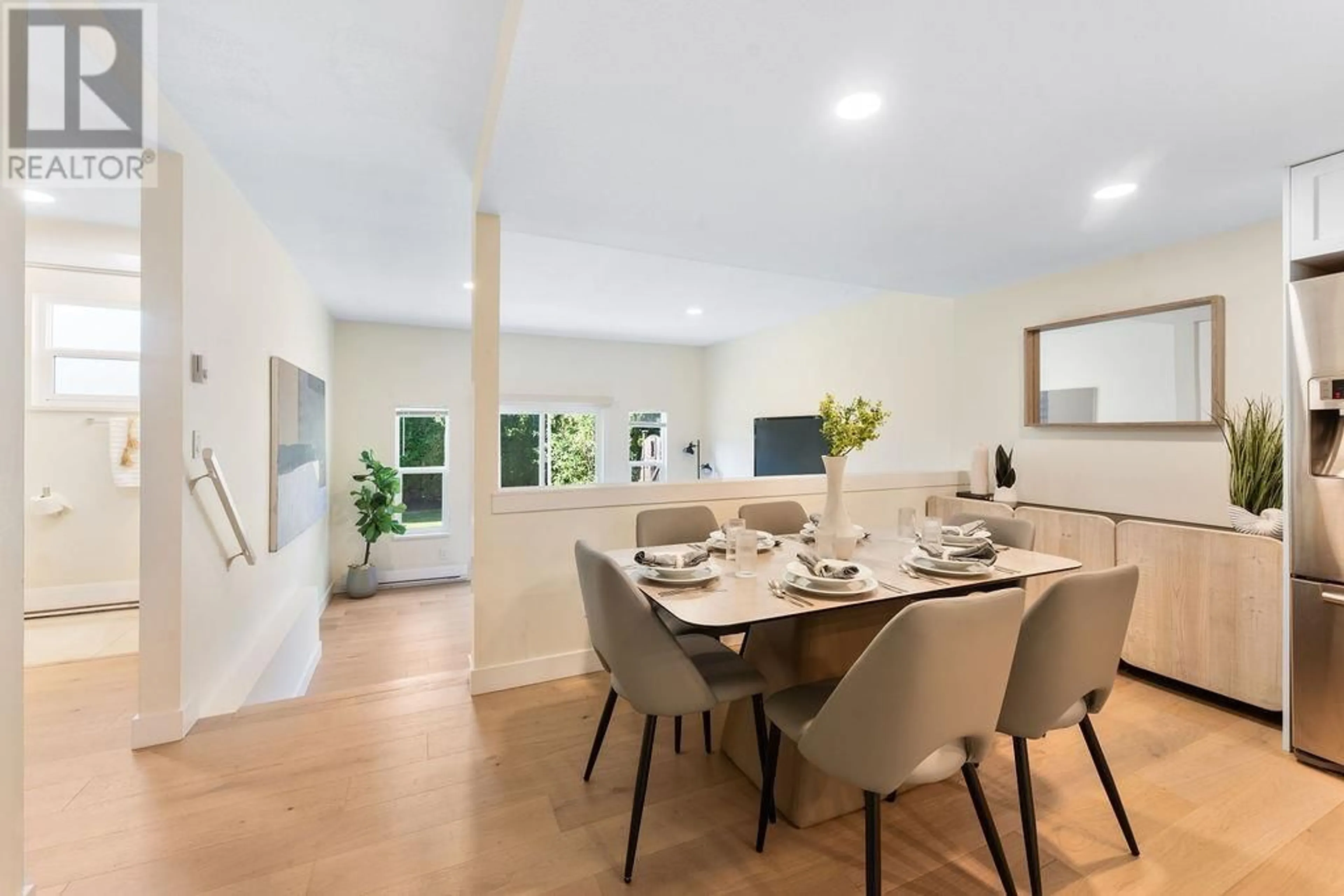 Dining room, unknown for 13 - 1135 LANSDOWNE DRIVE, Coquitlam British Columbia V3B7K6