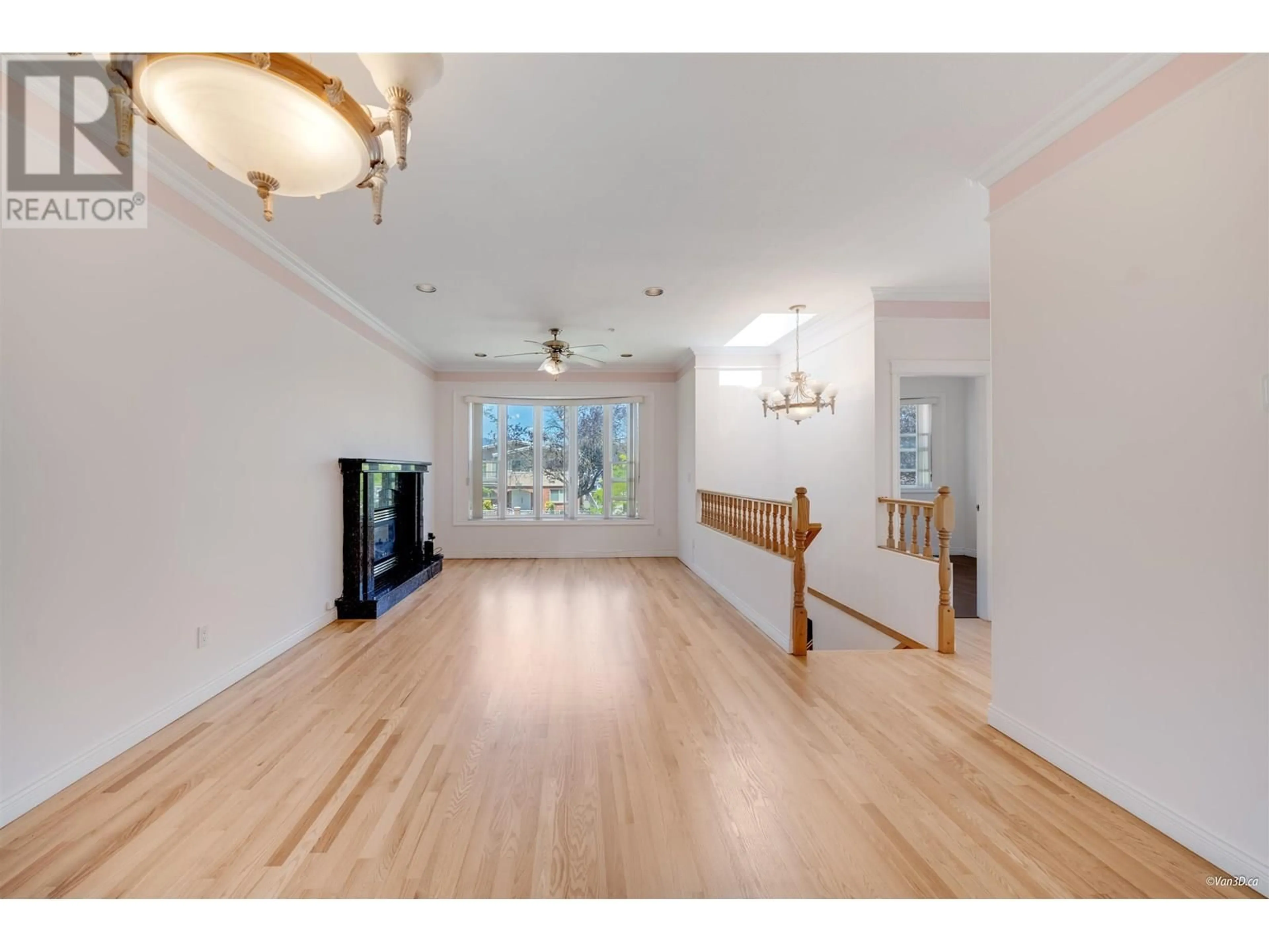 Unknown for 3534 25TH AVENUE, Vancouver British Columbia V5R1K2