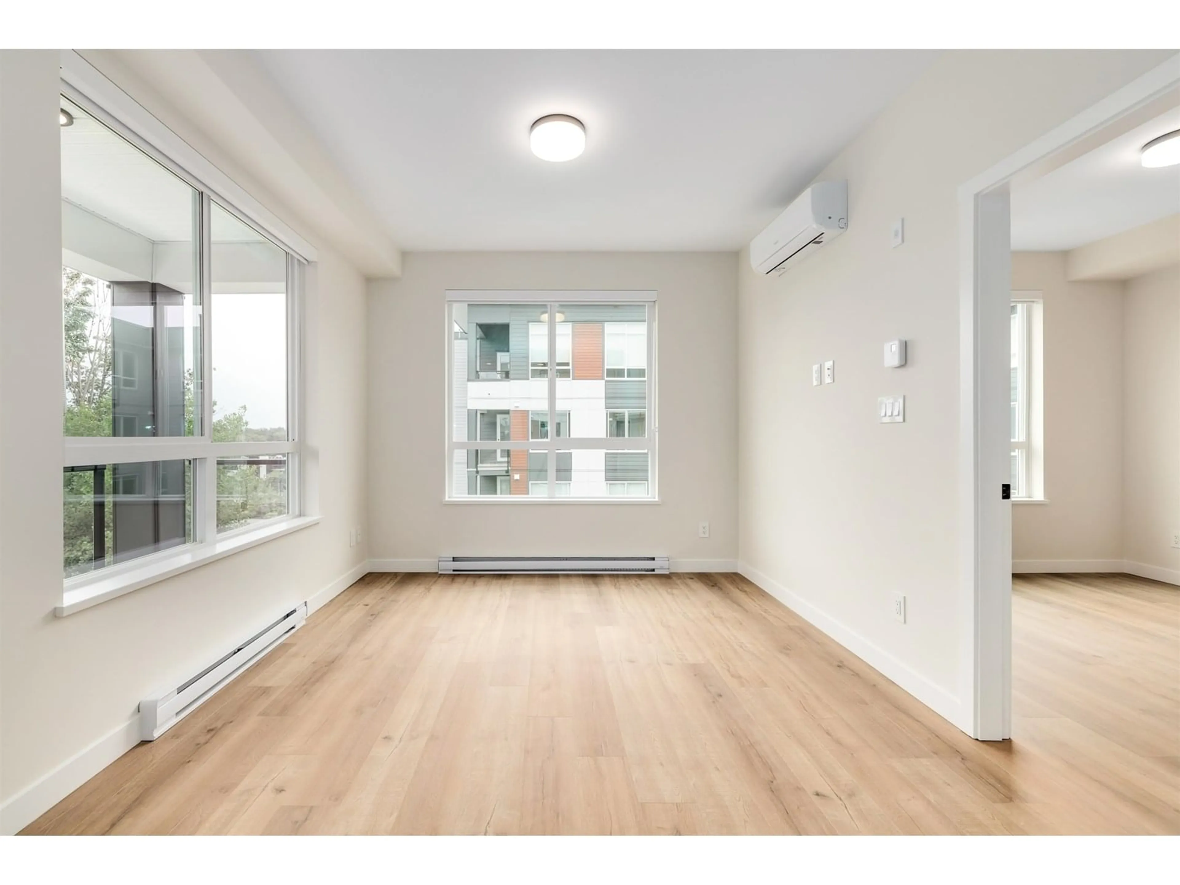 A pic of a room for 522 - 8117 200A, Langley British Columbia V2Y3W9