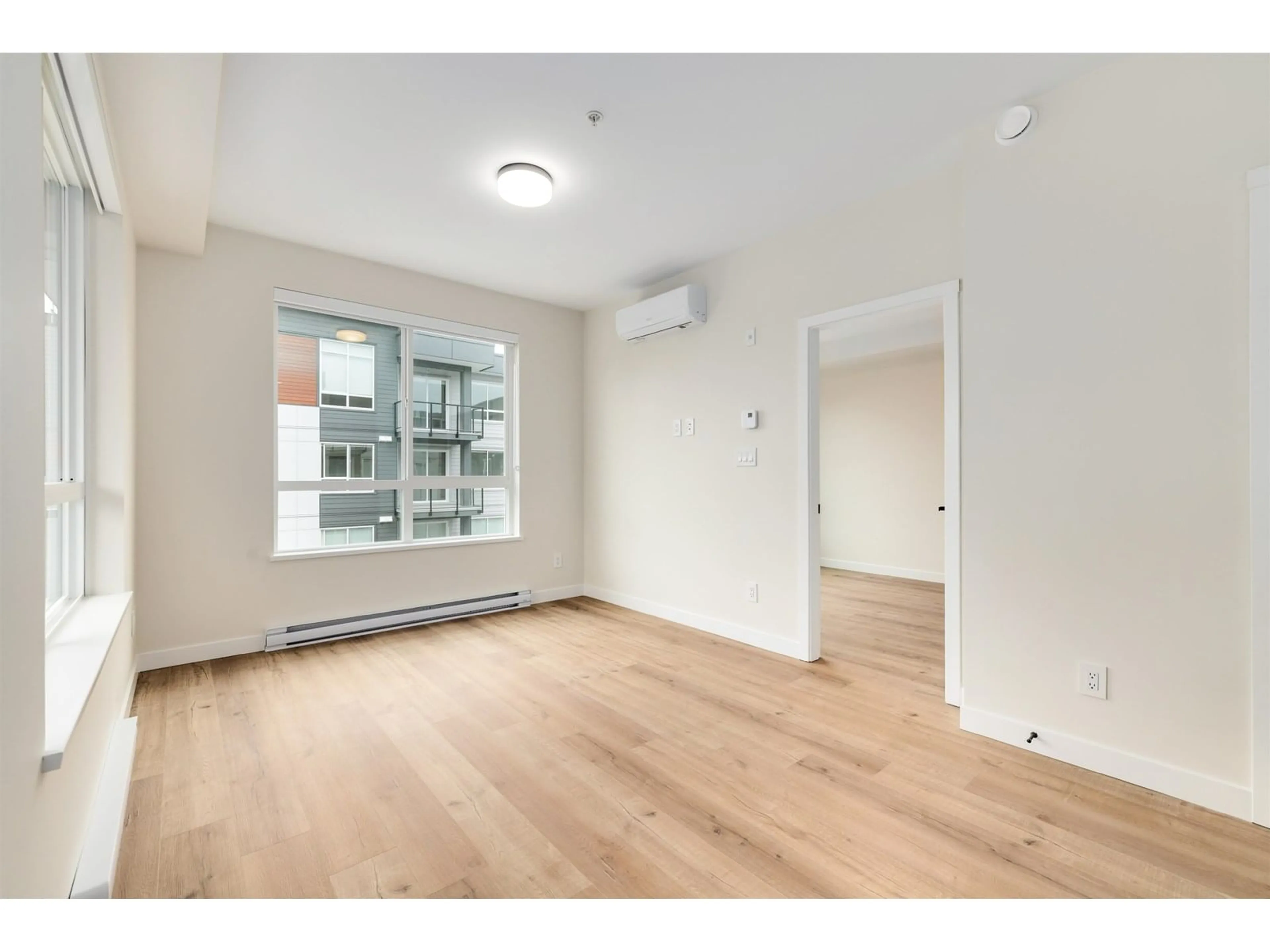 A pic of a room for 522 - 8117 200A, Langley British Columbia V2Y3W9