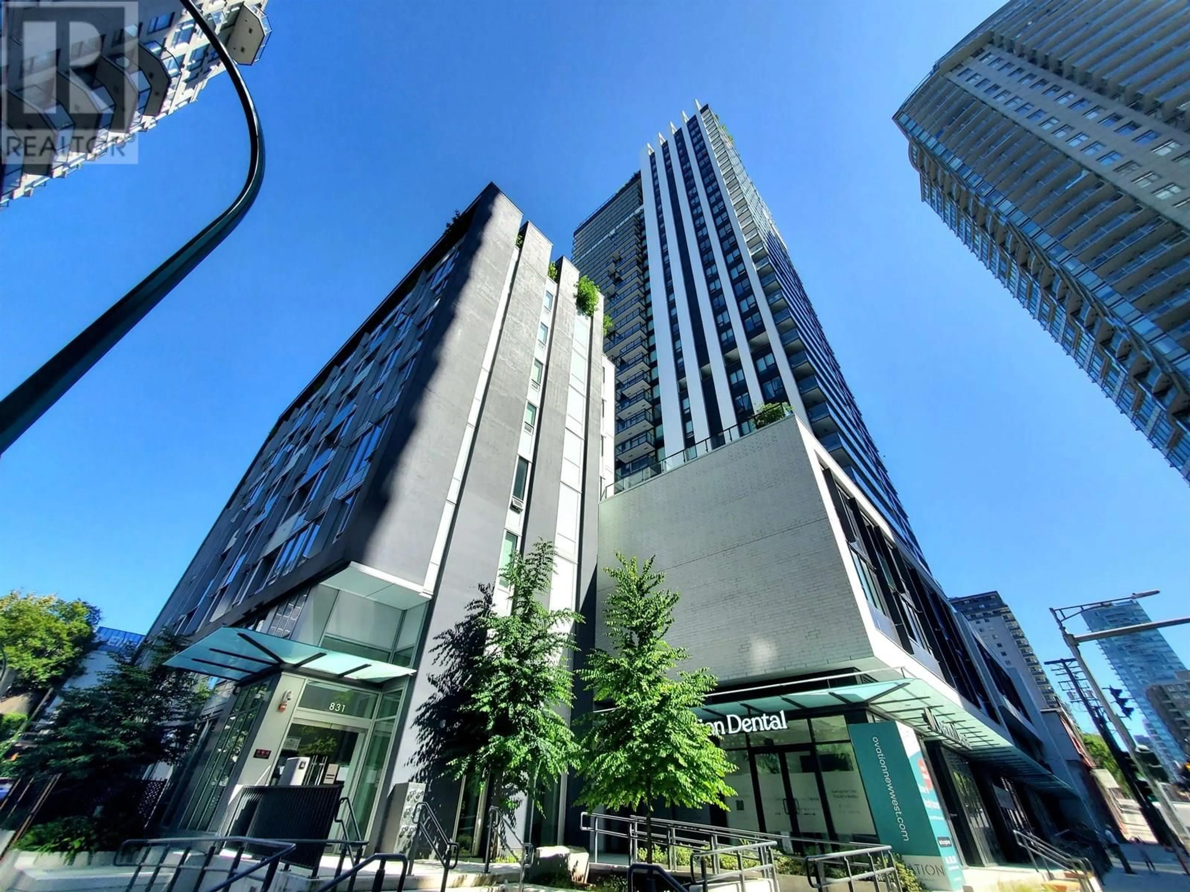 Indoor foyer for 2206 - 823 CARNARVON STREET, New Westminster British Columbia V3M0N5