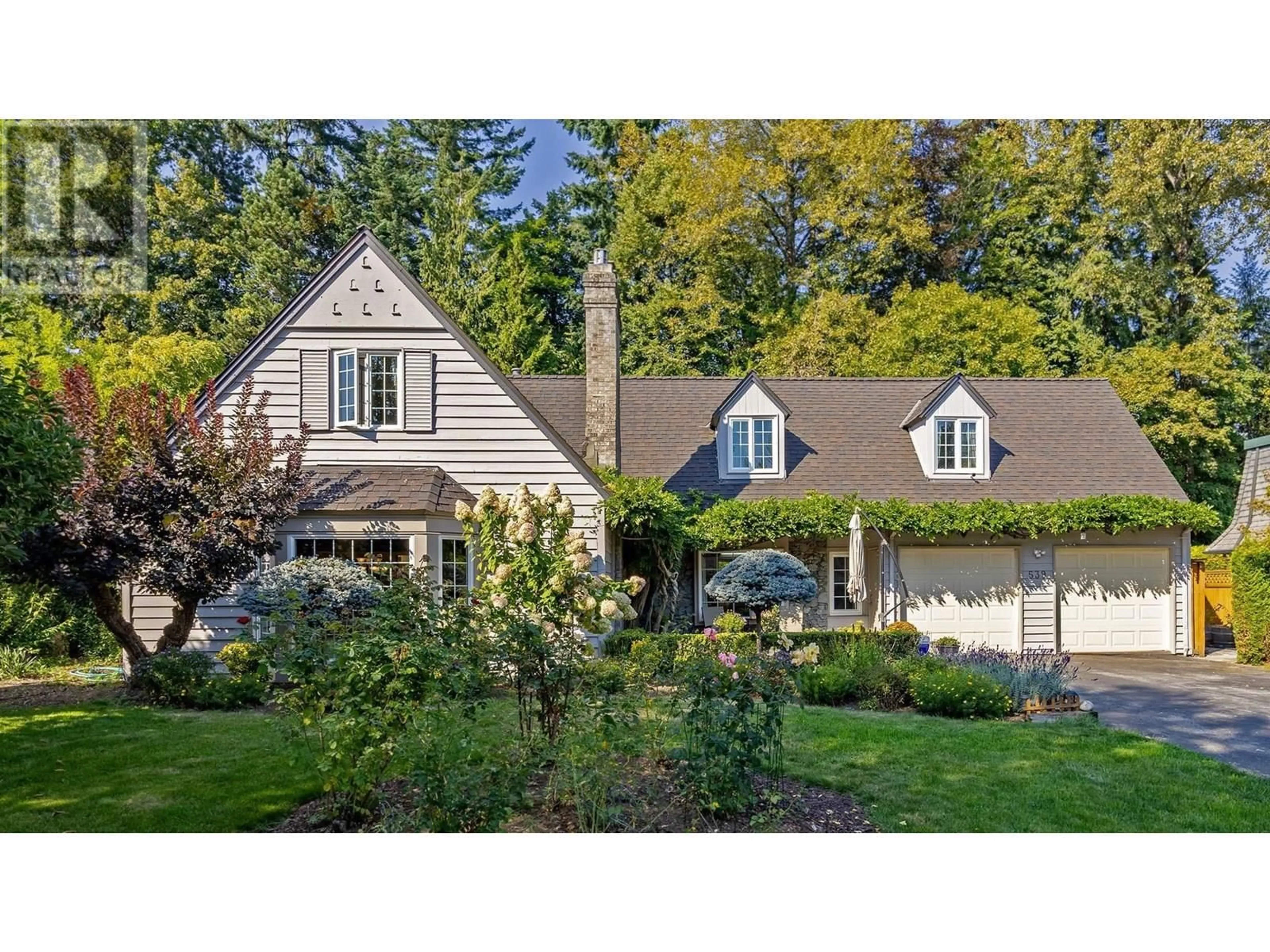 Home with vinyl exterior material, unknown for 539 NEWCROFT PLACE, West Vancouver British Columbia V7T1W9
