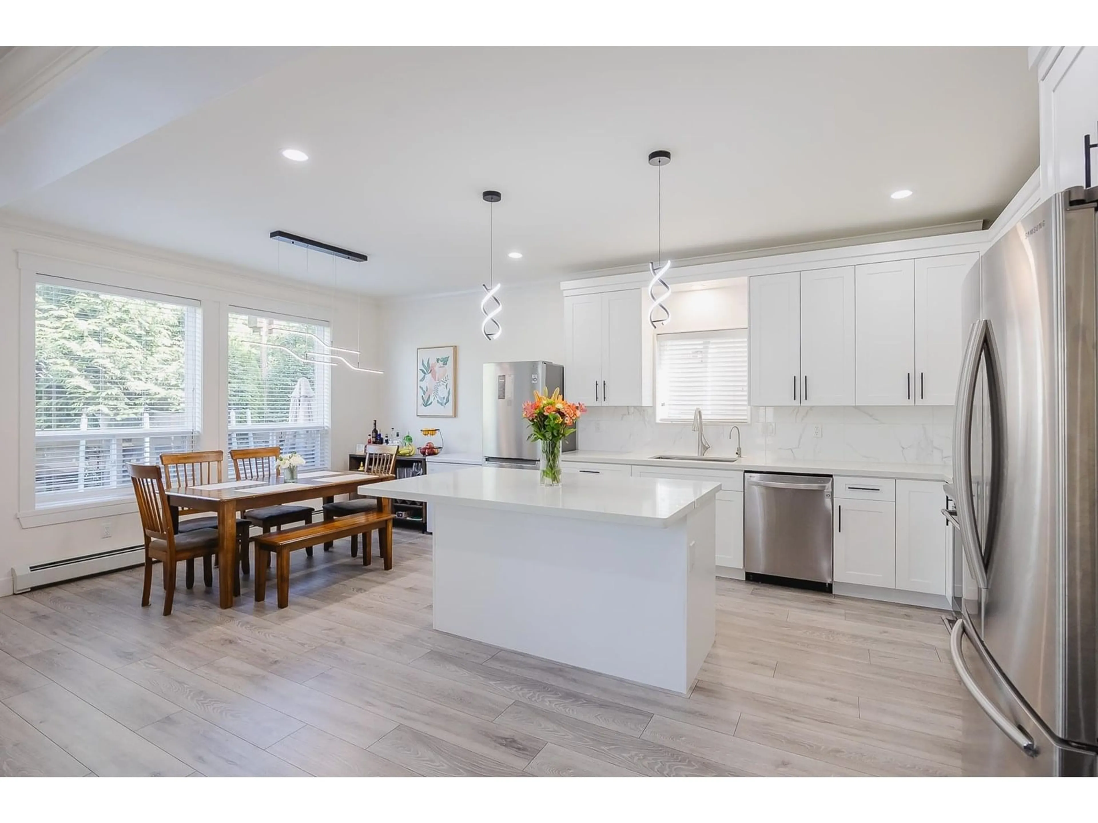 Open concept kitchen, unknown for 7850 211B, Langley British Columbia V2Y0H5