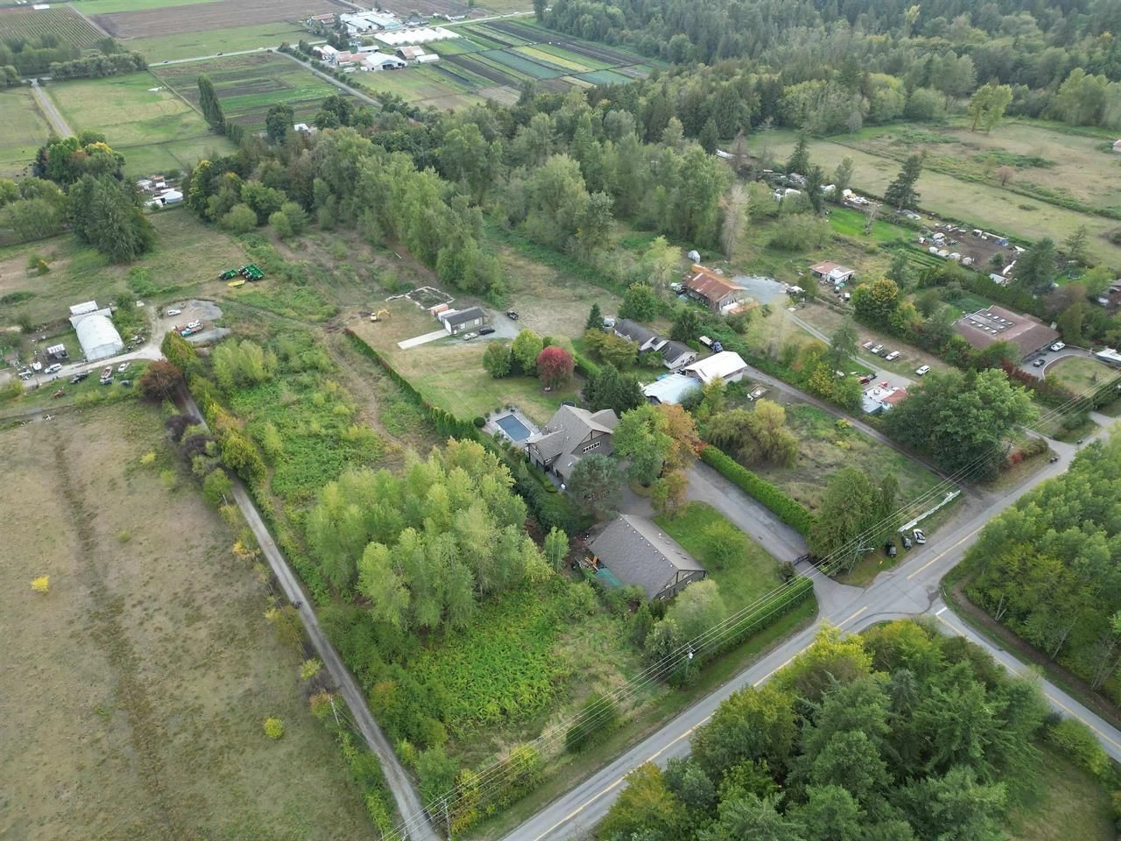 A pic from outside/outdoor area/front of a property/back of a property/a pic from drone, unknown for 18208 92, Surrey British Columbia V4N3Y8