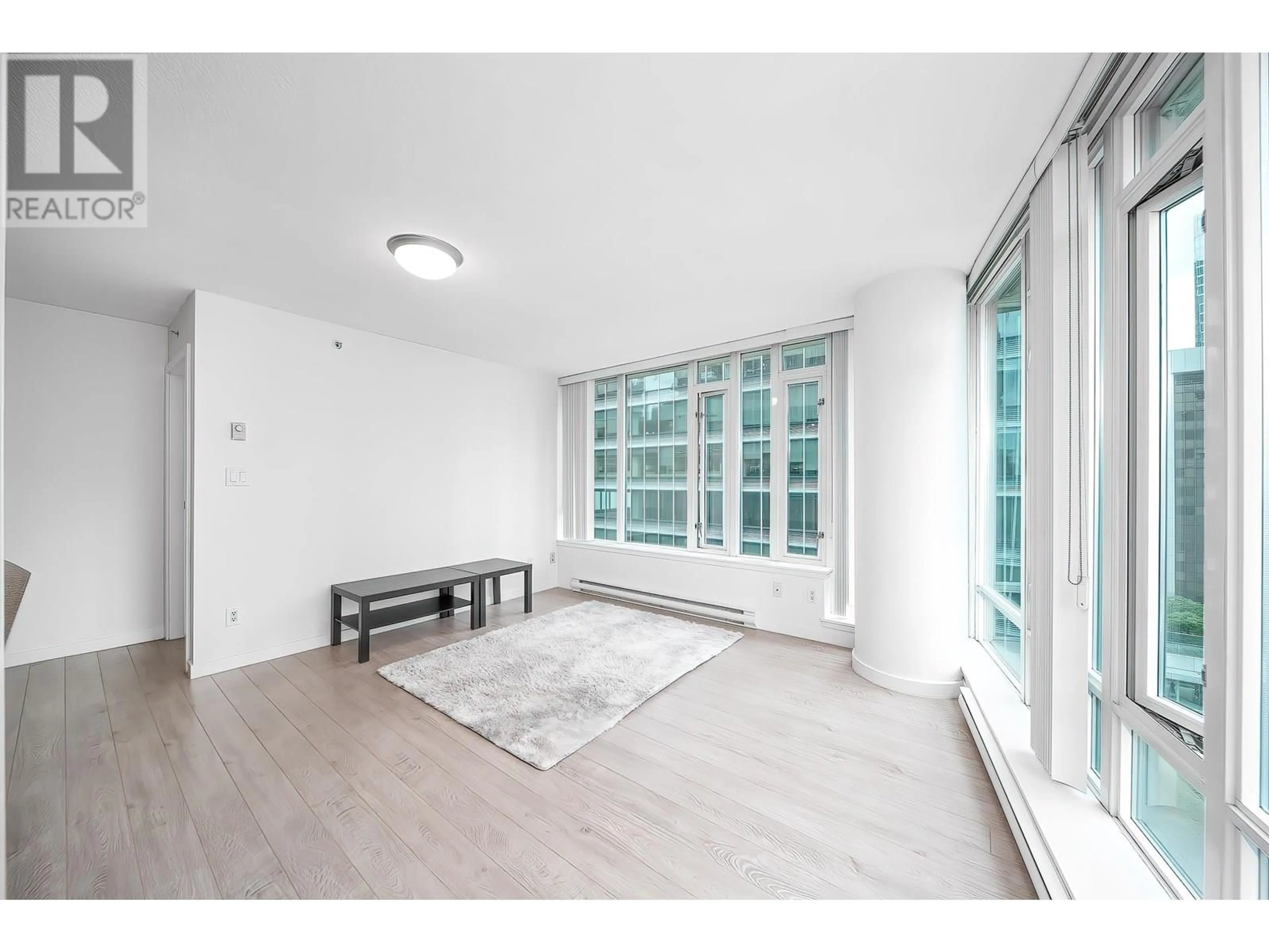 A pic of a room for 807 - 610 GRANVILLE STREET, Vancouver British Columbia V6C3T3