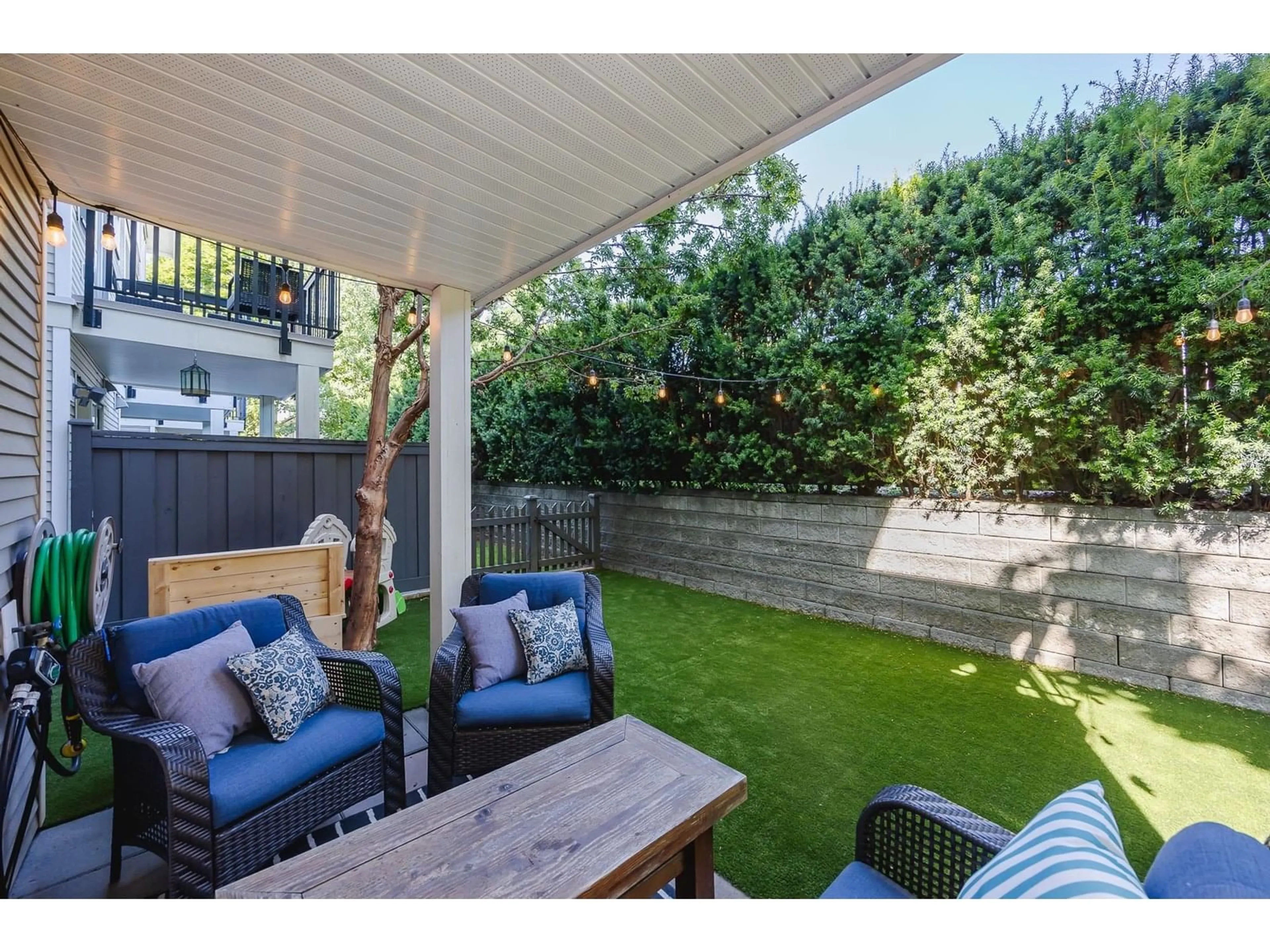 Patio, street for 13 - 21535 88, Langley British Columbia V1M4E5