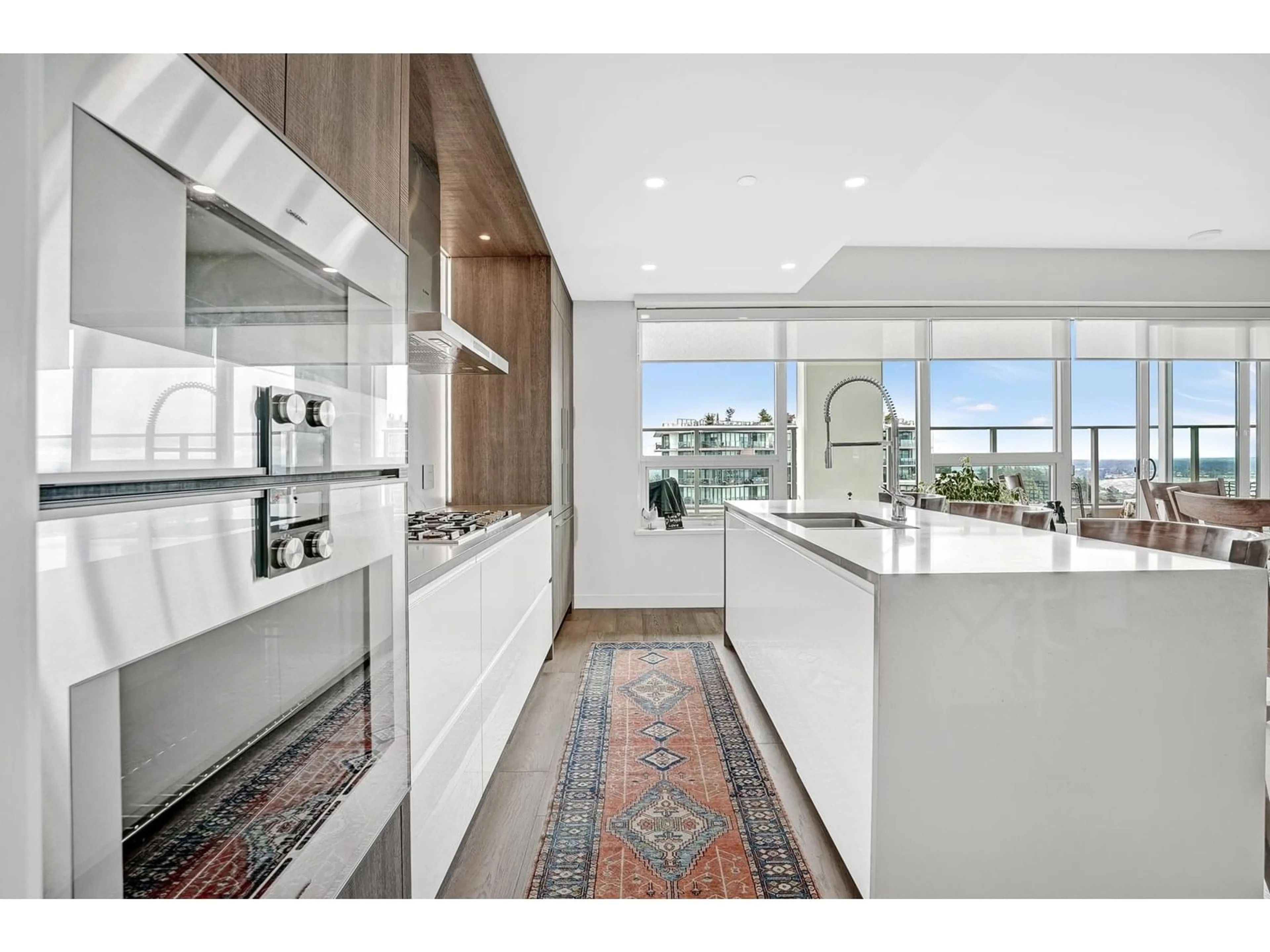 Contemporary kitchen, unknown for 1302 - 1441 JOHNSTON, White Rock British Columbia V4B3Z4