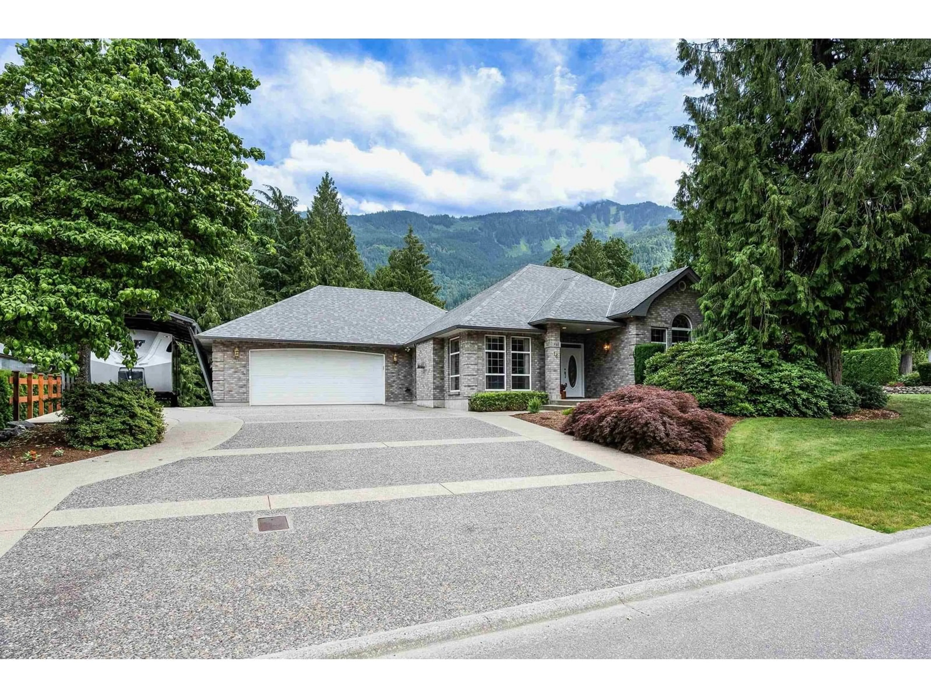 A pic from outside/outdoor area/front of a property/back of a property/a pic from drone, mountain view for 16 - 10200 GRAY ROAD, Rosedale British Columbia V0X1X1