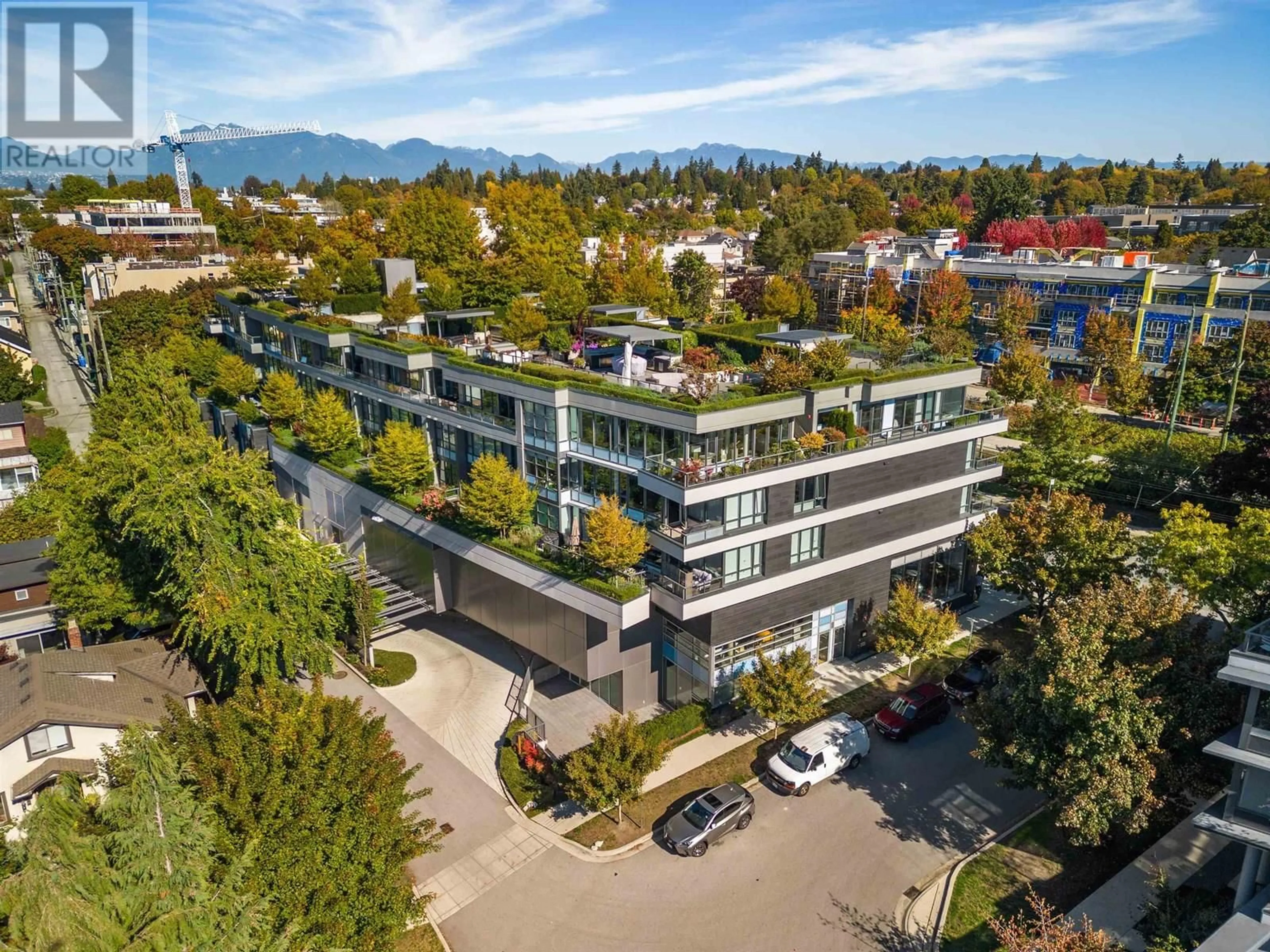 A pic from outside/outdoor area/front of a property/back of a property/a pic from drone, city buildings view from balcony for 310 - 6333 WEST BOULEVARD, Vancouver British Columbia V6M0C1