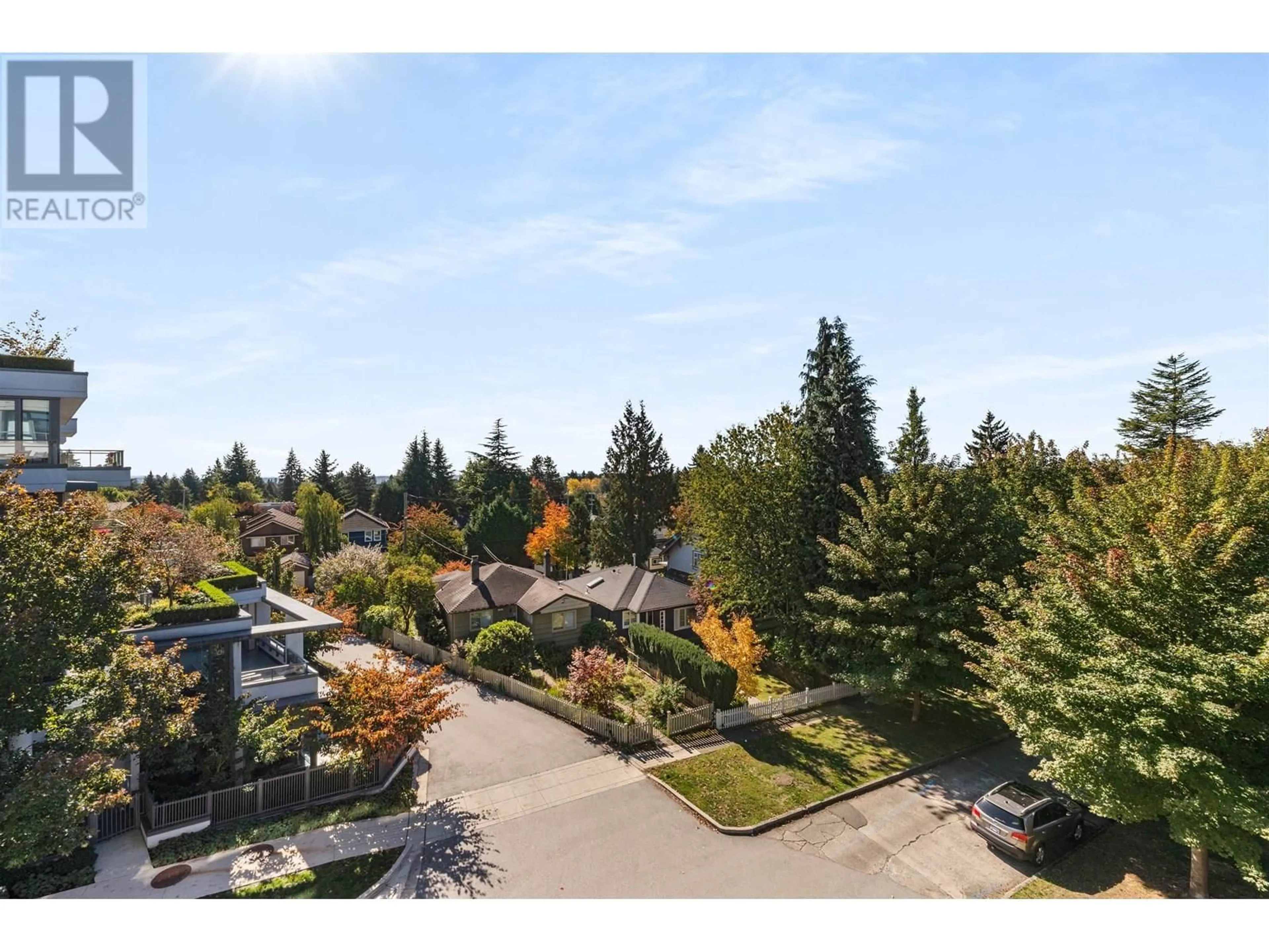 A pic from outside/outdoor area/front of a property/back of a property/a pic from drone, unknown for 310 - 6333 WEST BOULEVARD, Vancouver British Columbia V6M0C1