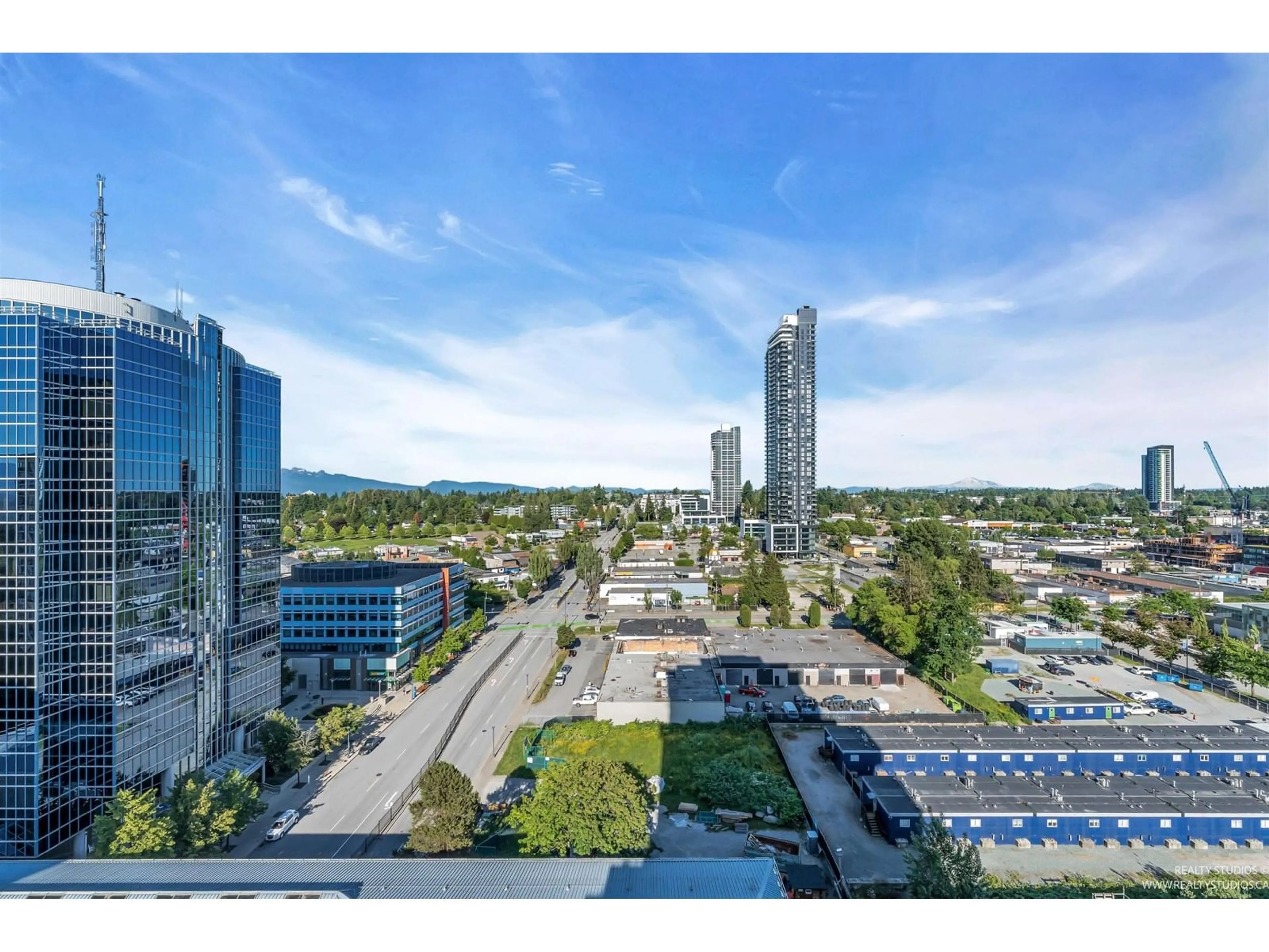 A pic from outside/outdoor area/front of a property/back of a property/a pic from drone, city buildings view from balcony for 1710 - 10777 UNIVERSITY, Surrey British Columbia V3T0E7