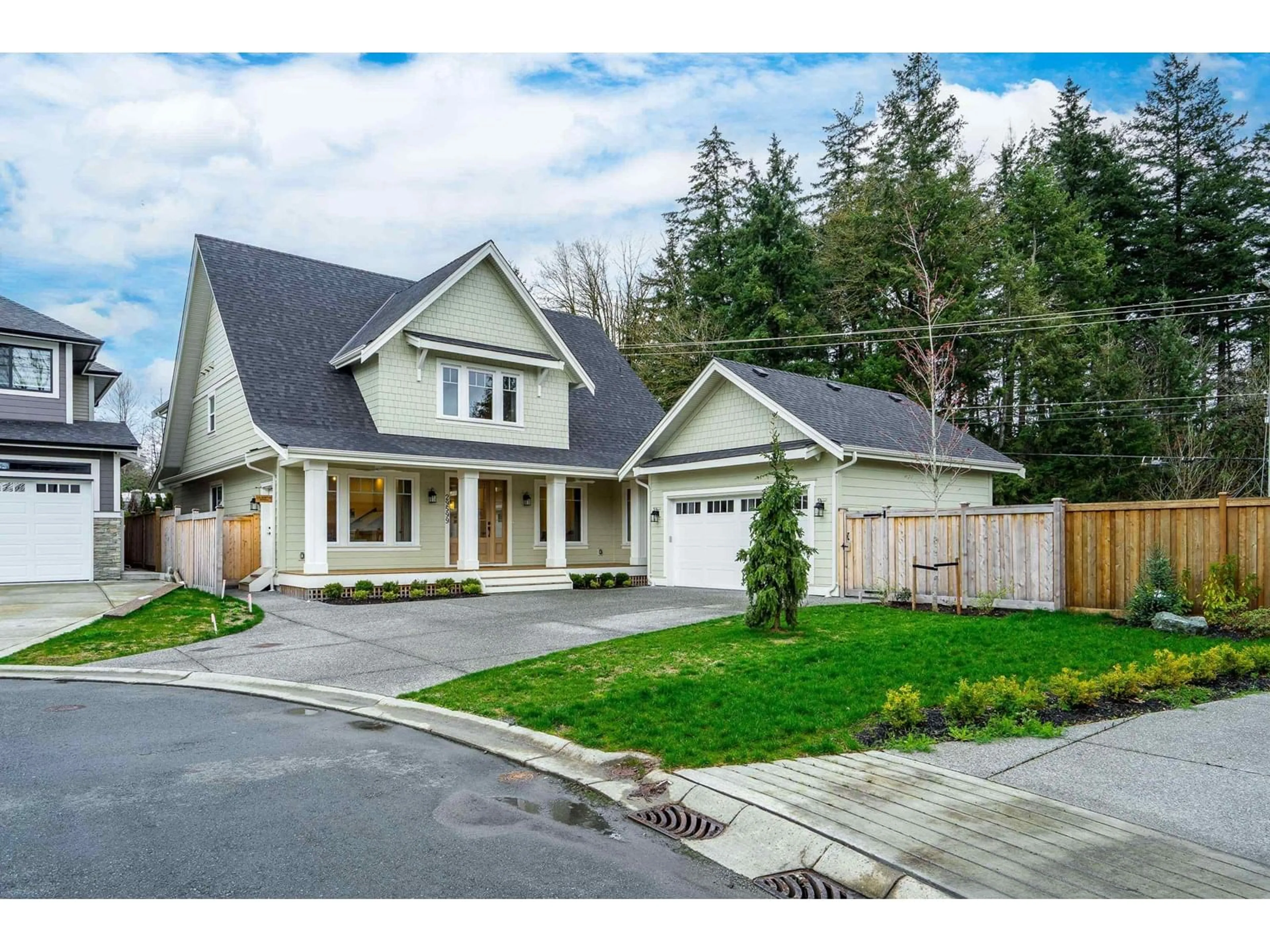 Home with vinyl exterior material, street for 29599 CORVINA, Abbotsford British Columbia V4X0A6