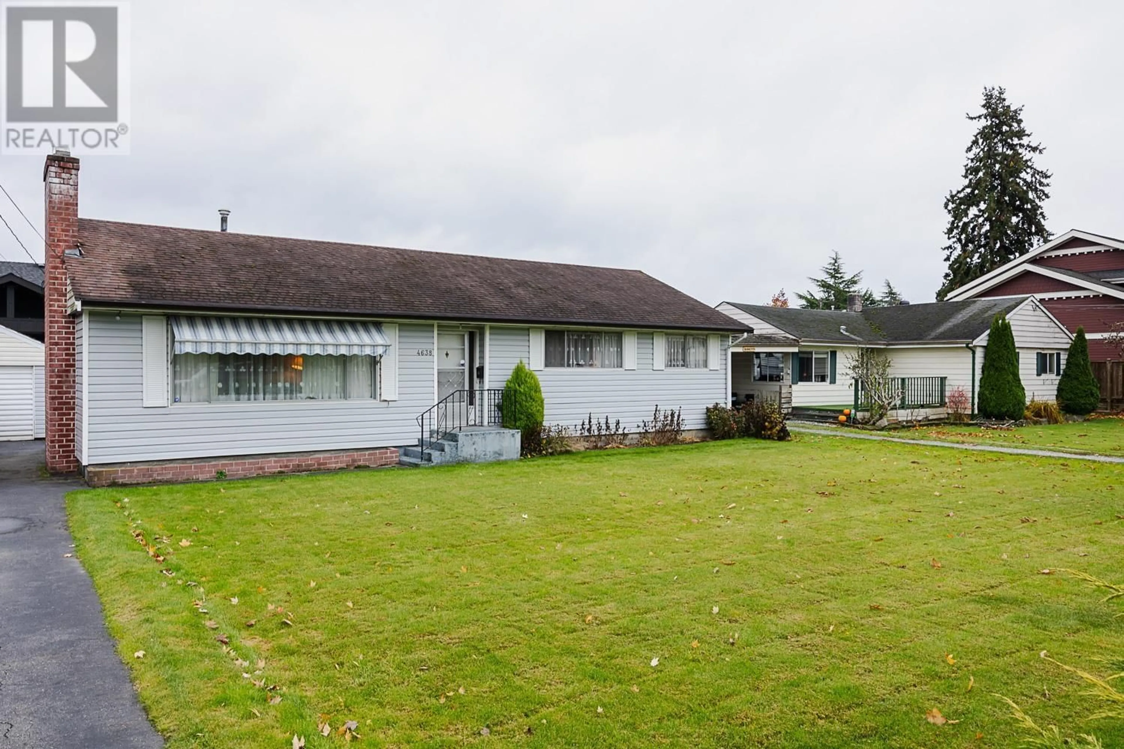 A pic from outside/outdoor area/front of a property/back of a property/a pic from drone, unknown for 4638 53 STREET, Delta British Columbia V4K2Z1