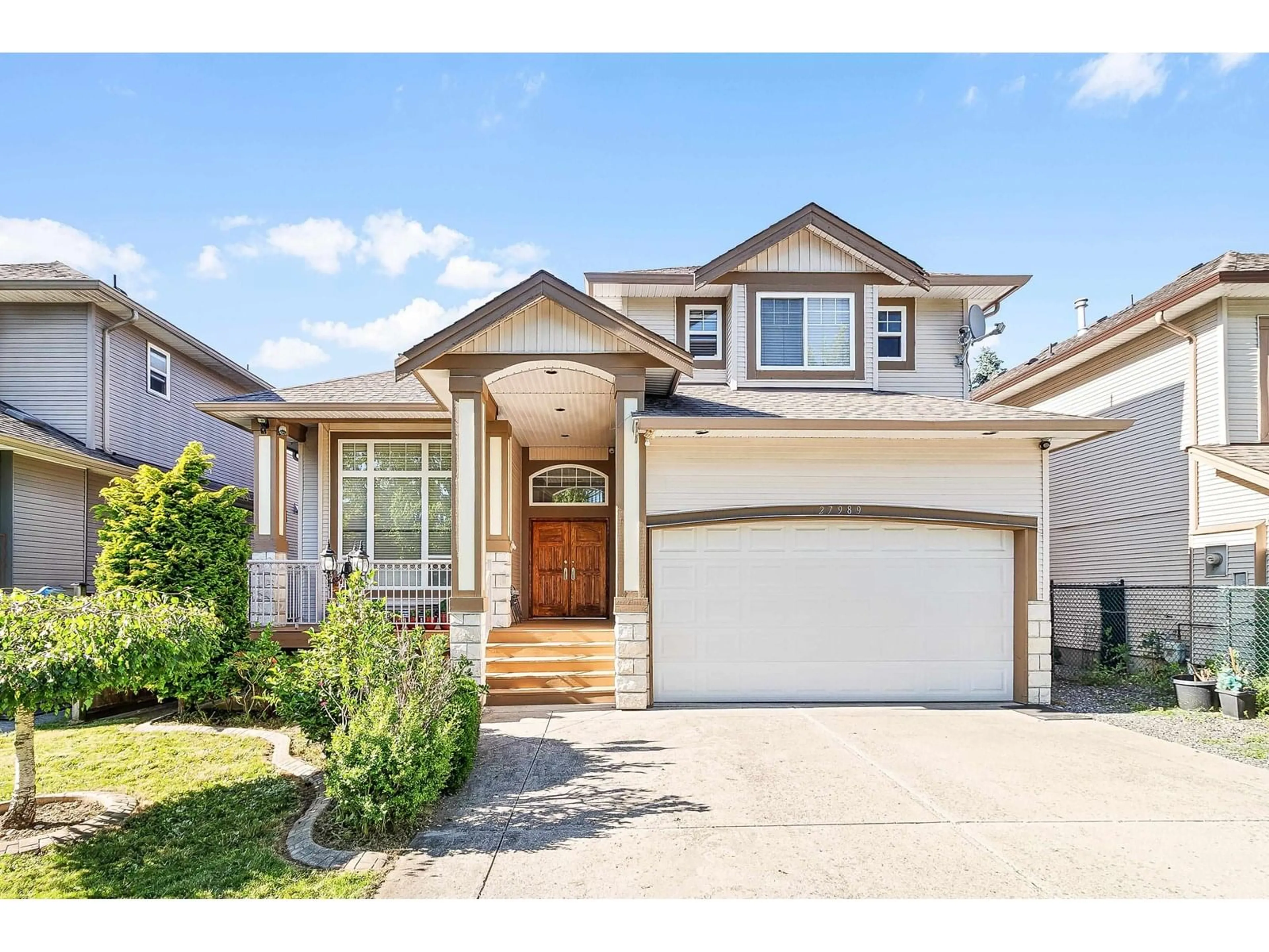 Home with vinyl exterior material, street for 27989 TRESTLE, Abbotsford British Columbia V4X2S7