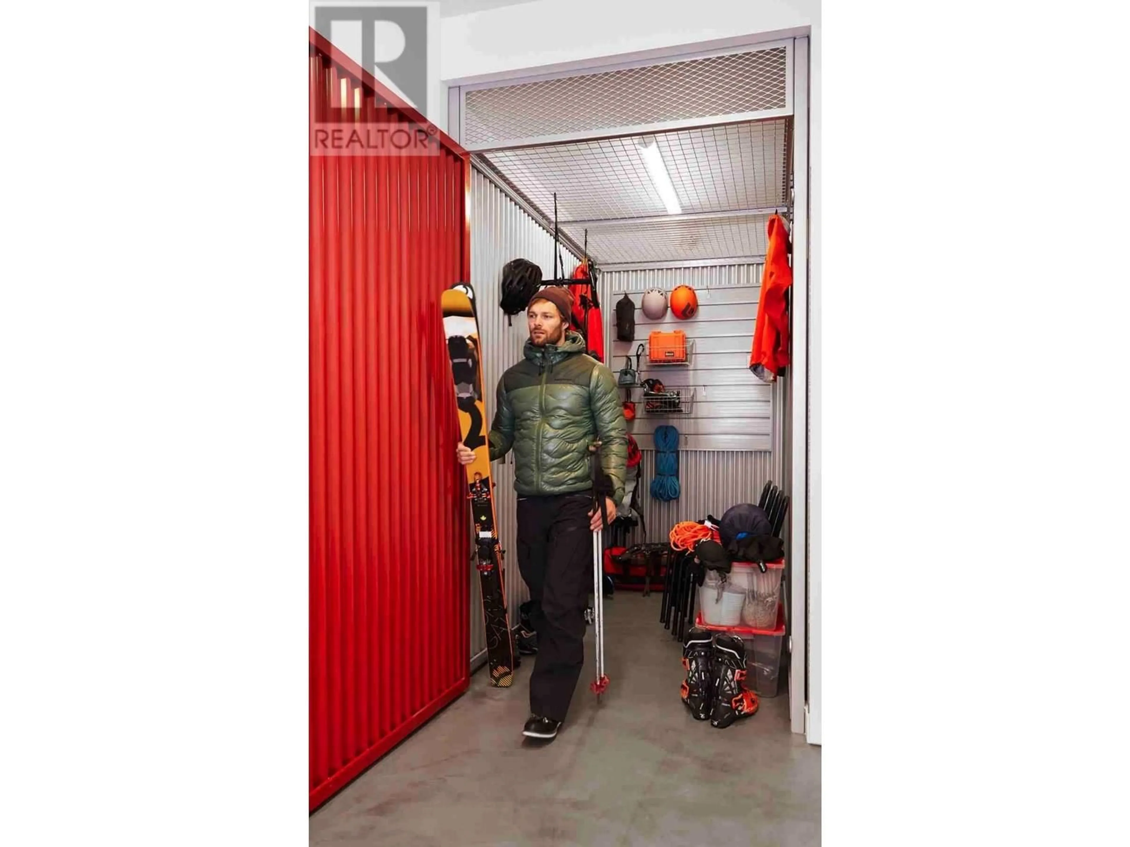 Storage room or clothes room or walk-in closet for 401 - 1506 SCOTT CRESCENT, Squamish British Columbia V8B1G4