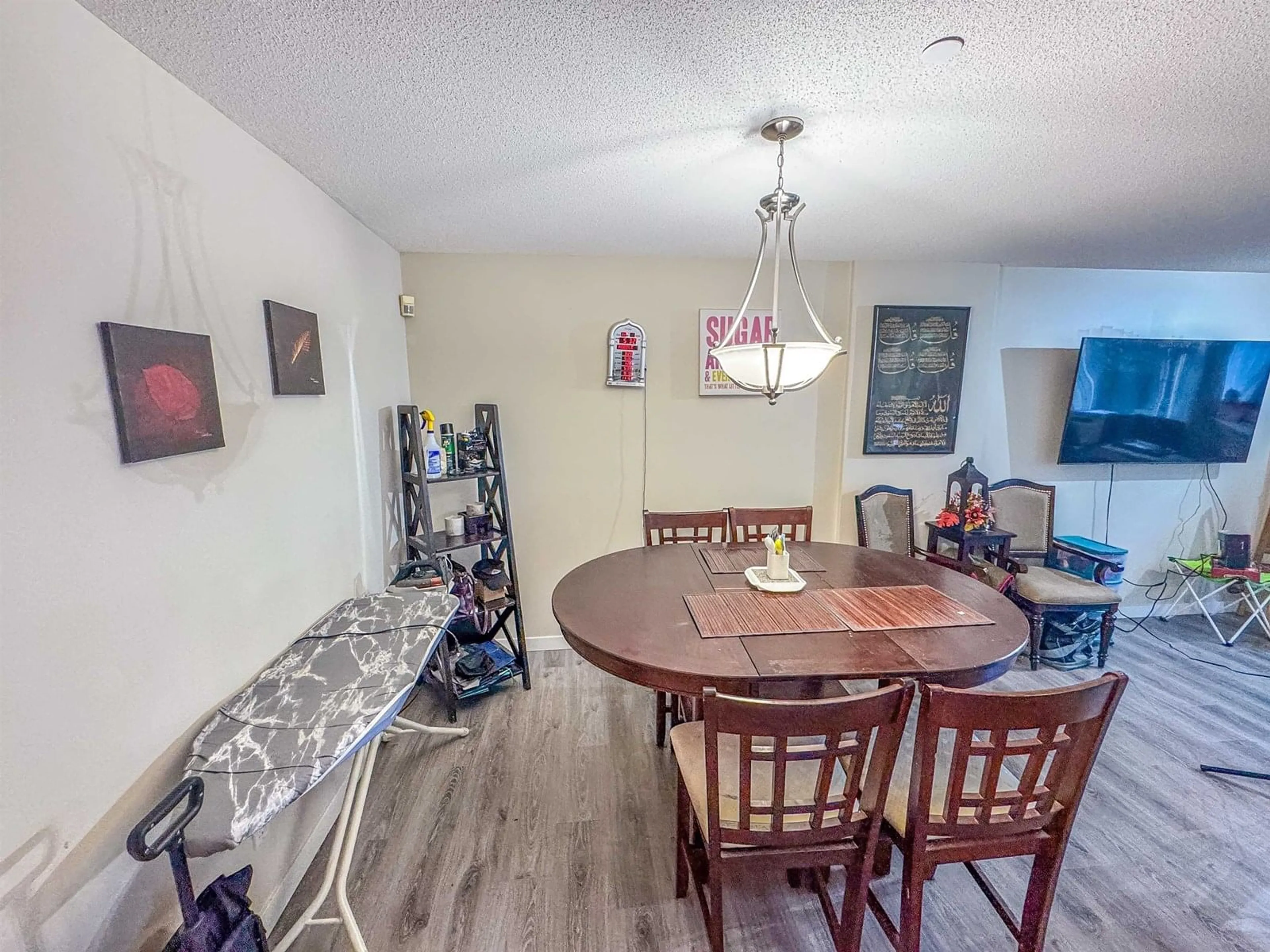 Dining room, wood/laminate floor for L02 - 13880 101, Surrey British Columbia V3T5T1