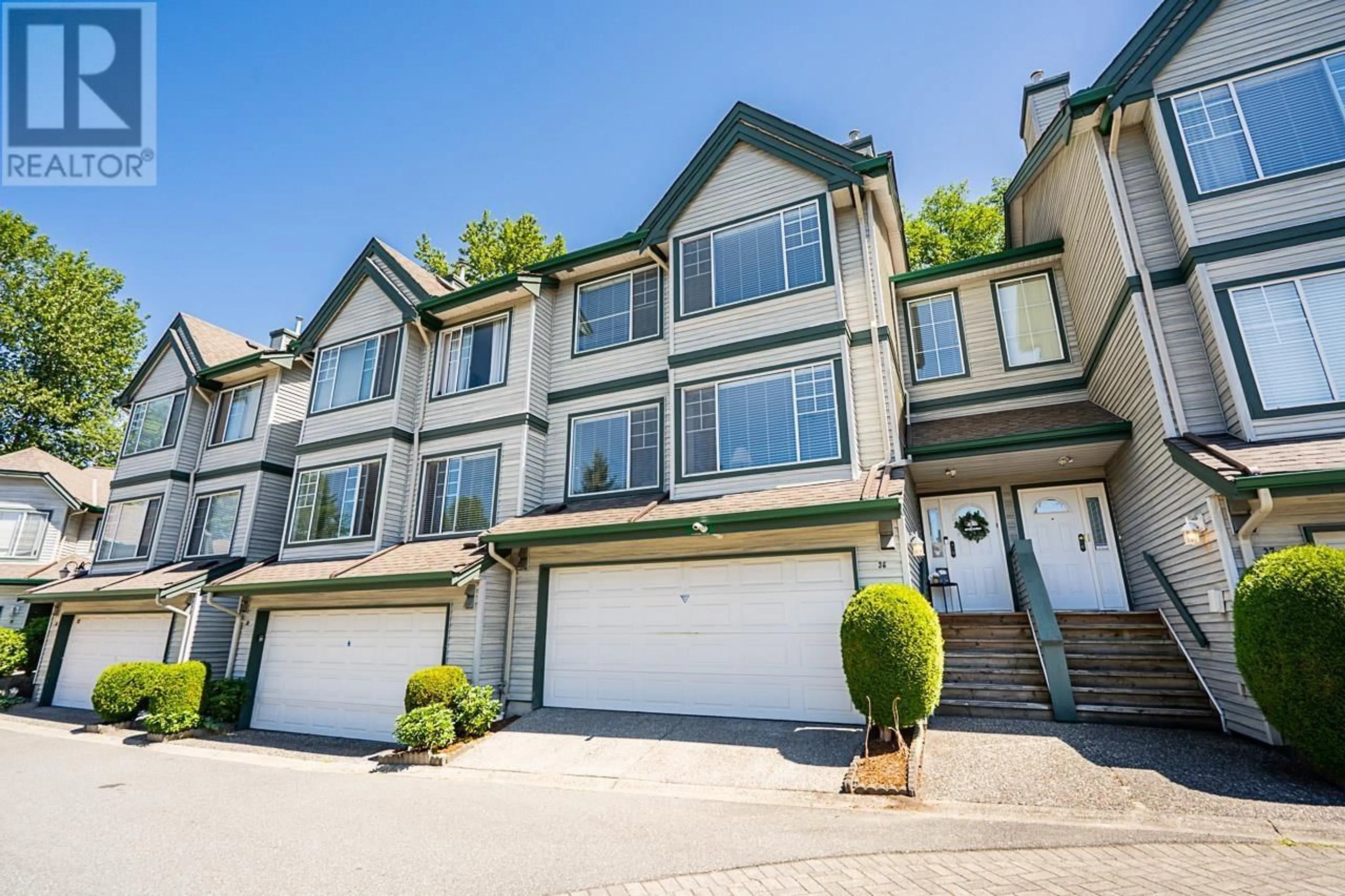 A pic from outside/outdoor area/front of a property/back of a property/a pic from drone, unknown for 36 - 7465 MULBERRY PLACE, Burnaby British Columbia V3N5A1
