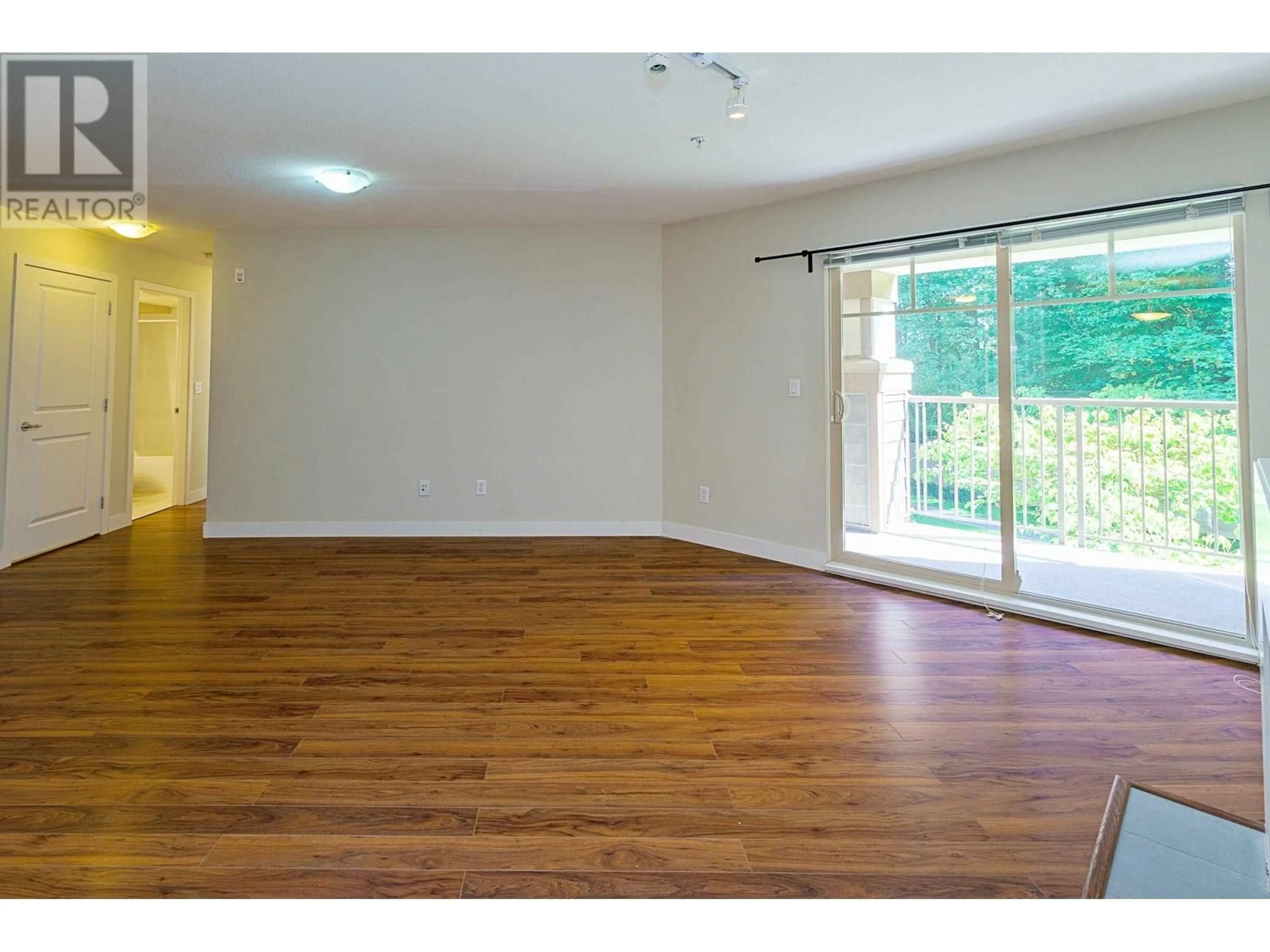 A pic of a room for 222 - 12248 224 STREET, Maple Ridge British Columbia V2X6B8