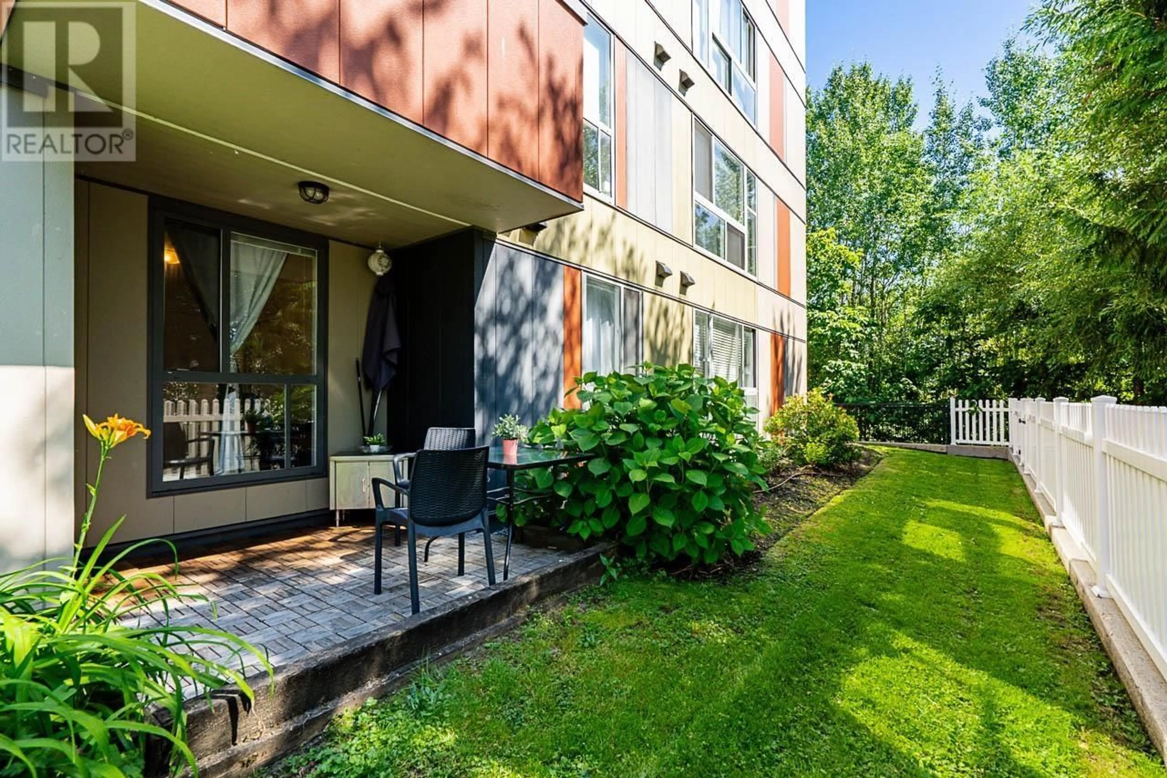 Patio, street for 108 - 12075 228 STREET, Maple Ridge British Columbia V2X6M2