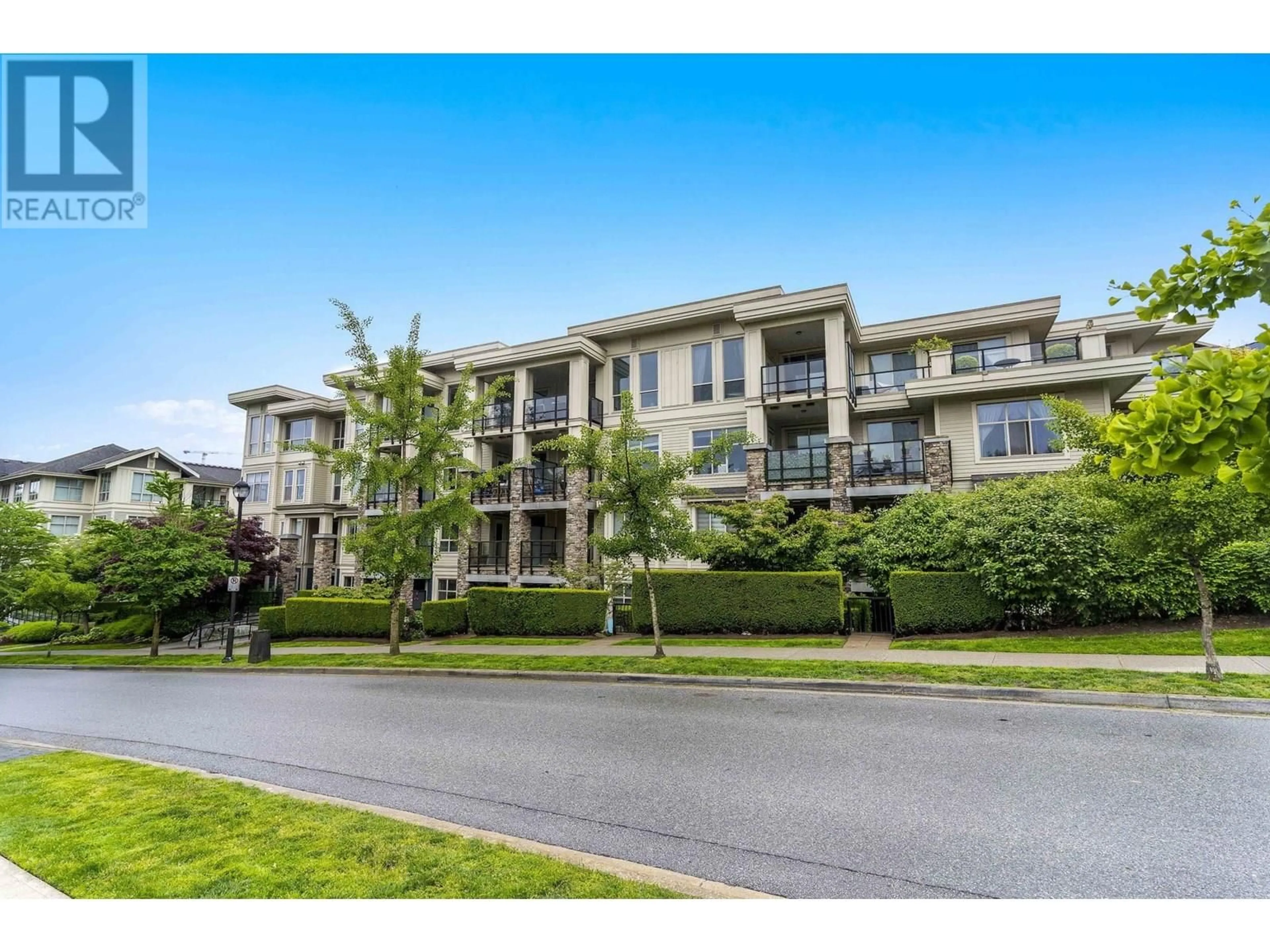 A pic from outside/outdoor area/front of a property/back of a property/a pic from drone, unknown for 202 - 250 FRANCIS WAY, New Westminster British Columbia V3L0E6