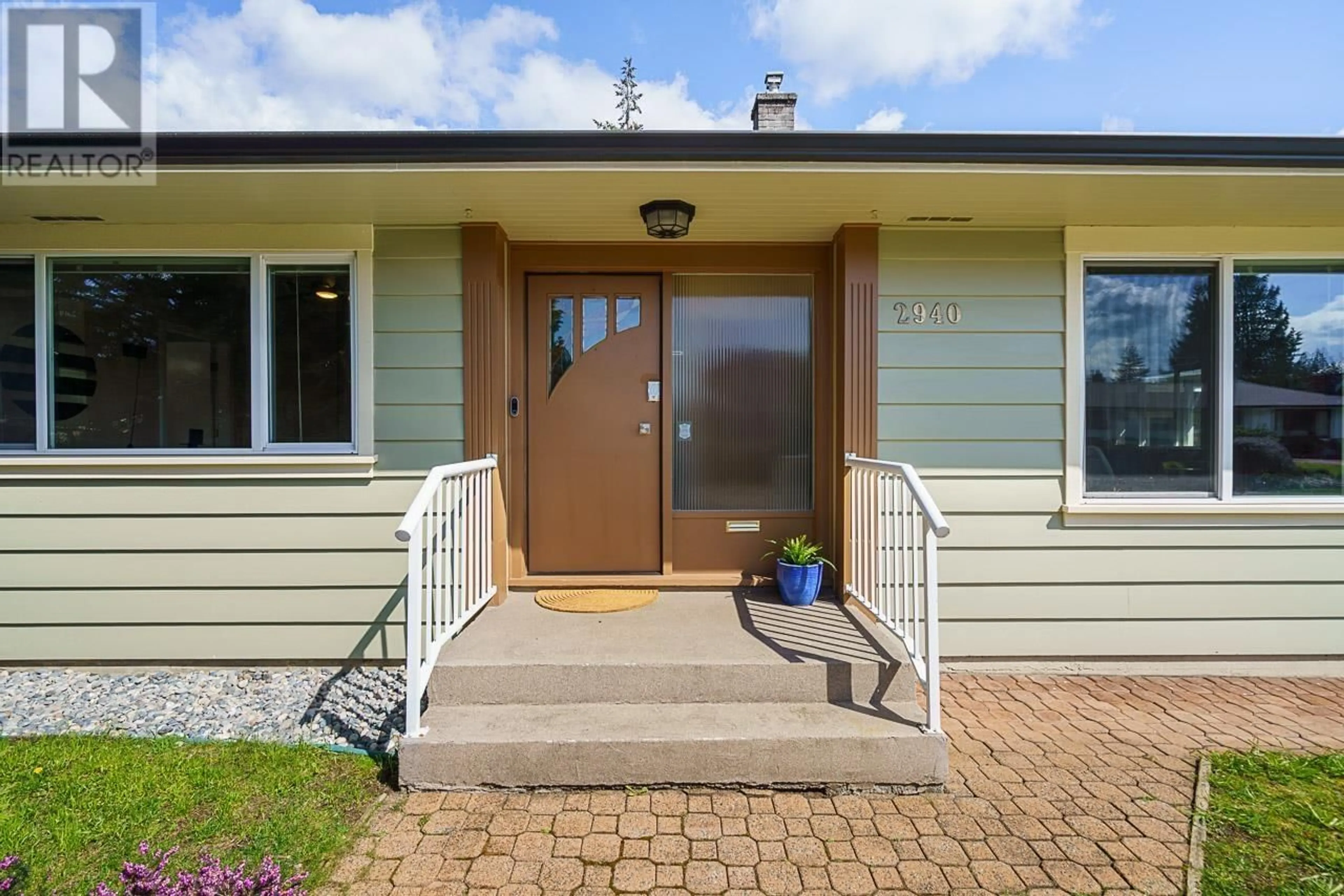 Unknown for 2940 COLWOOD DRIVE, North Vancouver British Columbia V7R3M9